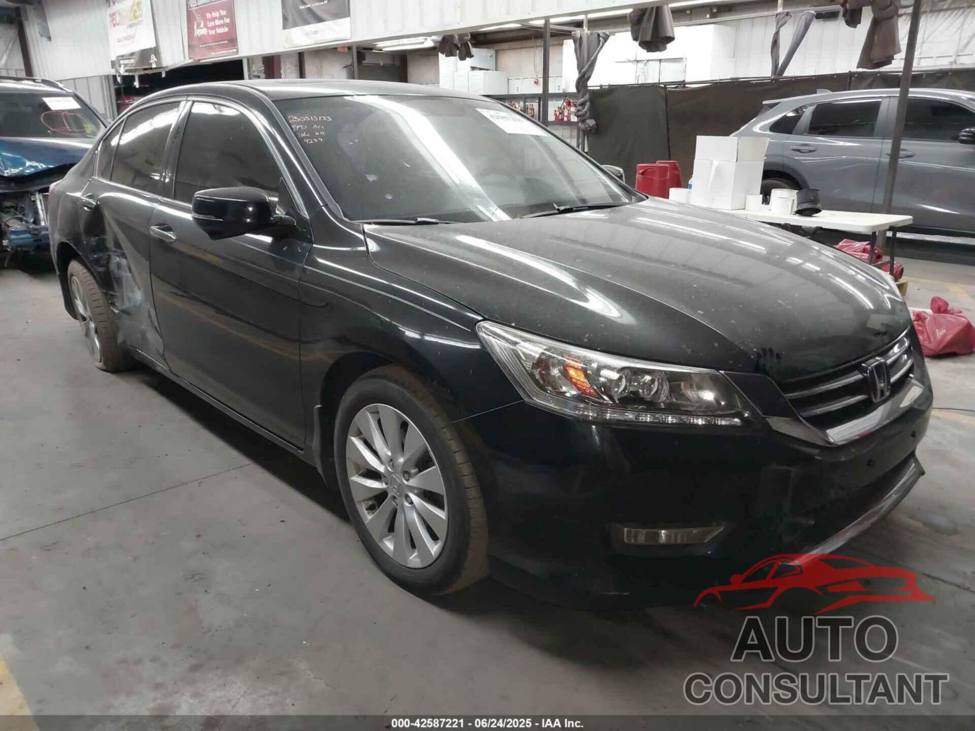 HONDA ACCORD 2015 - 1HGCR3F94FA019259