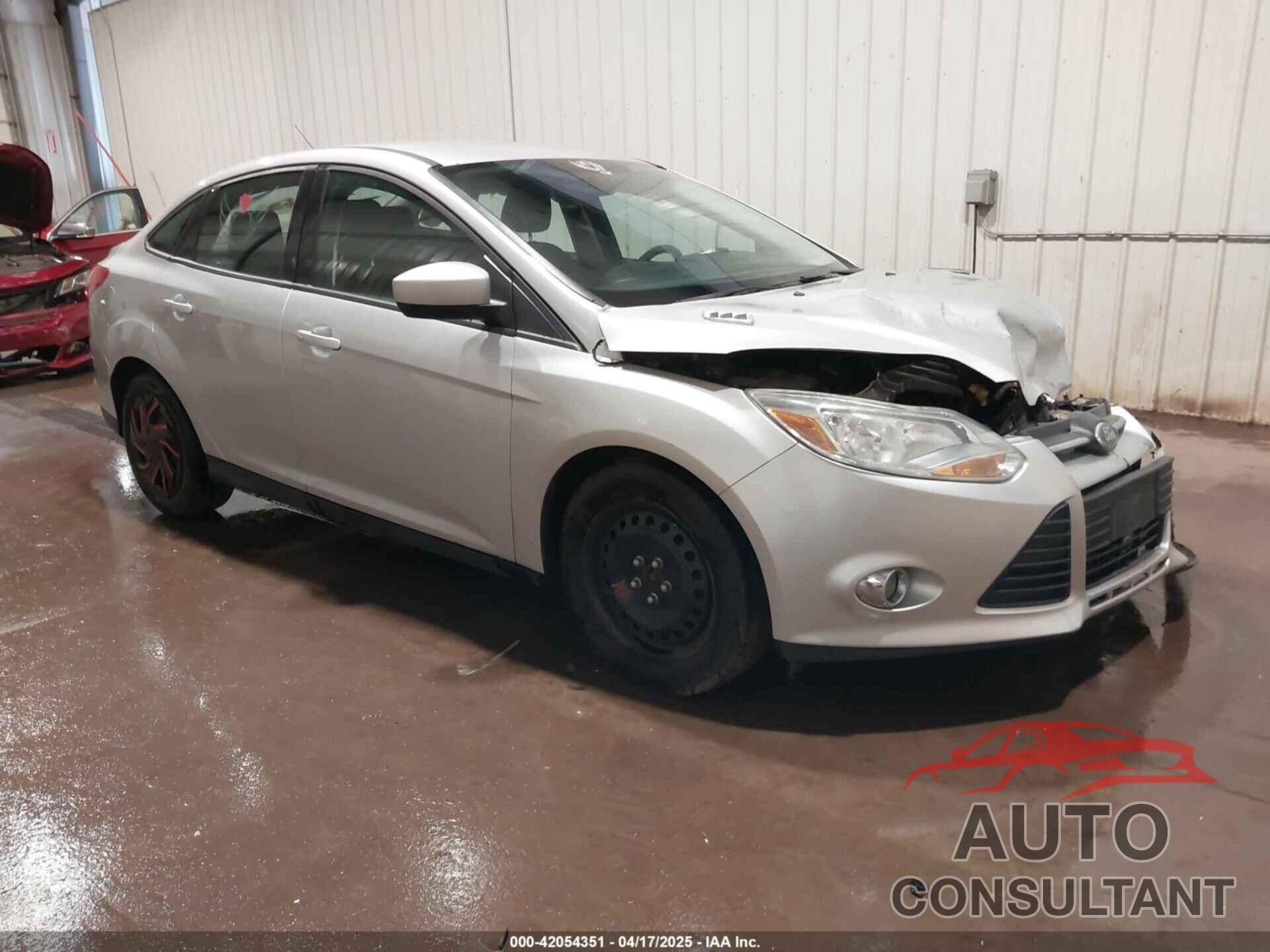 FORD FOCUS 2012 - 1FAHP3F21CL284921