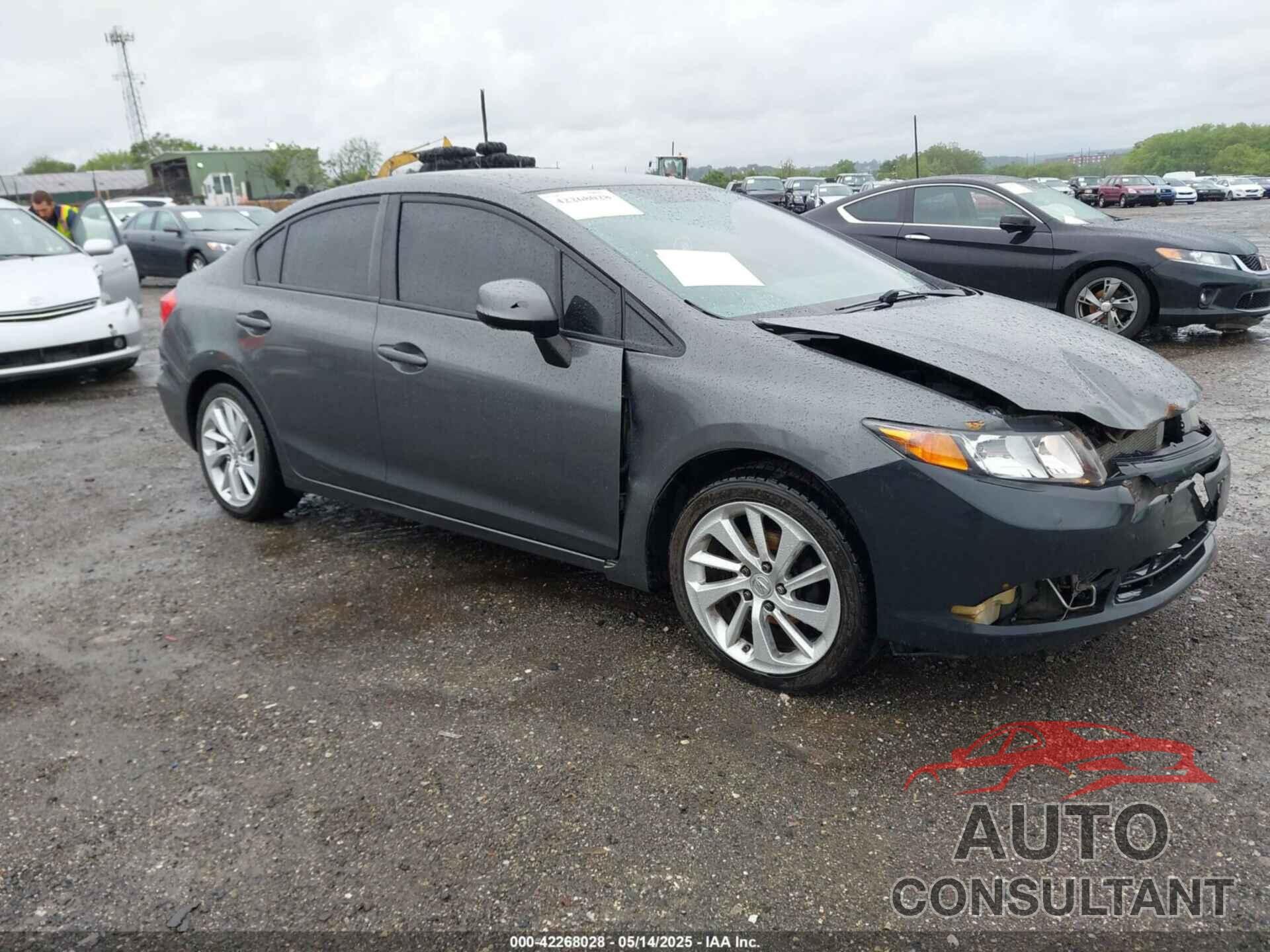 HONDA CIVIC 2012 - 2HGFB2F52CH565242