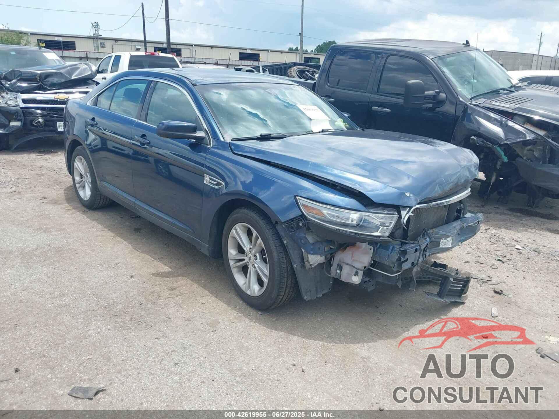 FORD TAURUS 2017 - 1FAHP2E81HG109567