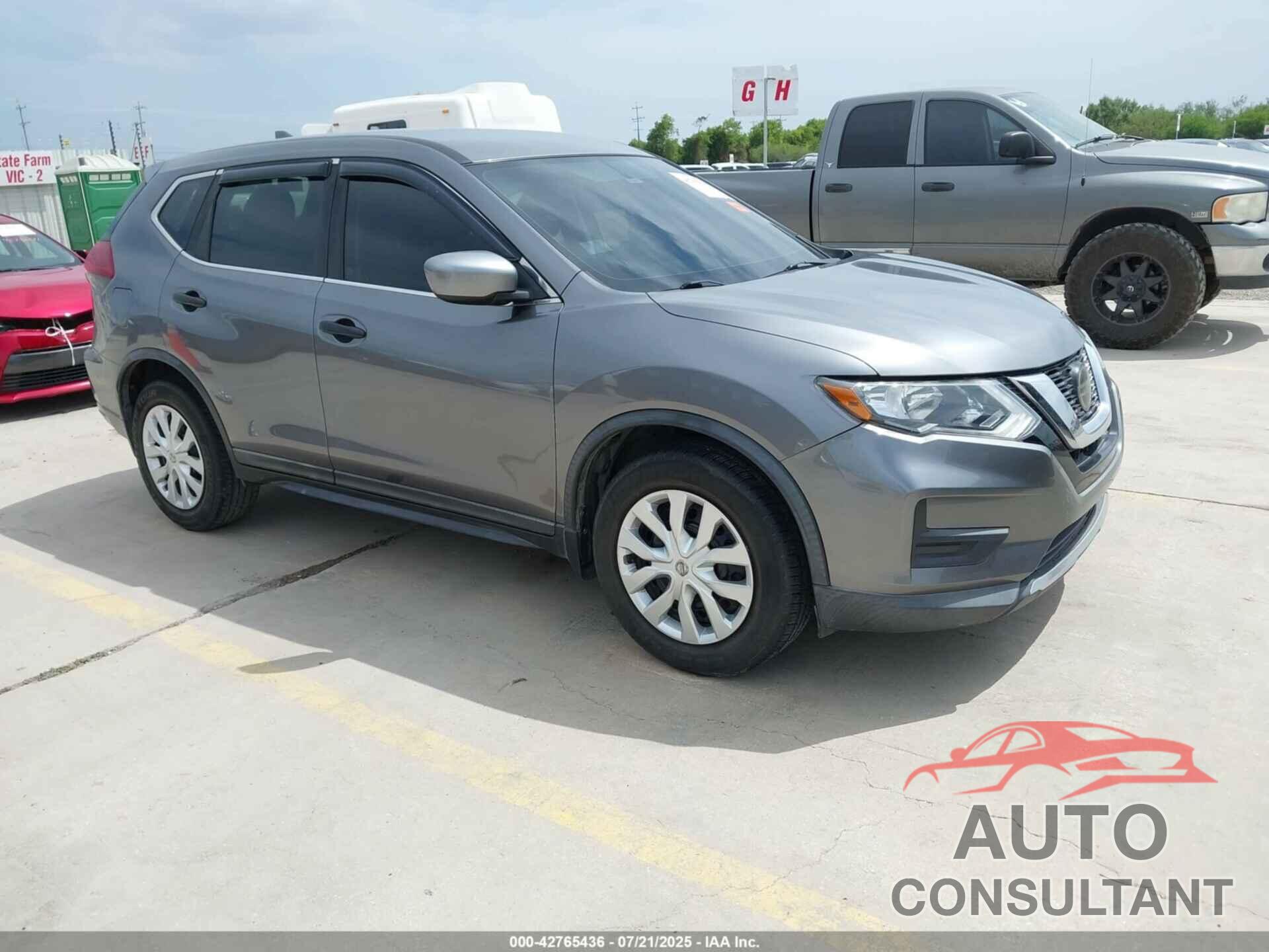 NISSAN ROGUE 2018 - KNMAT2MT8JP585365