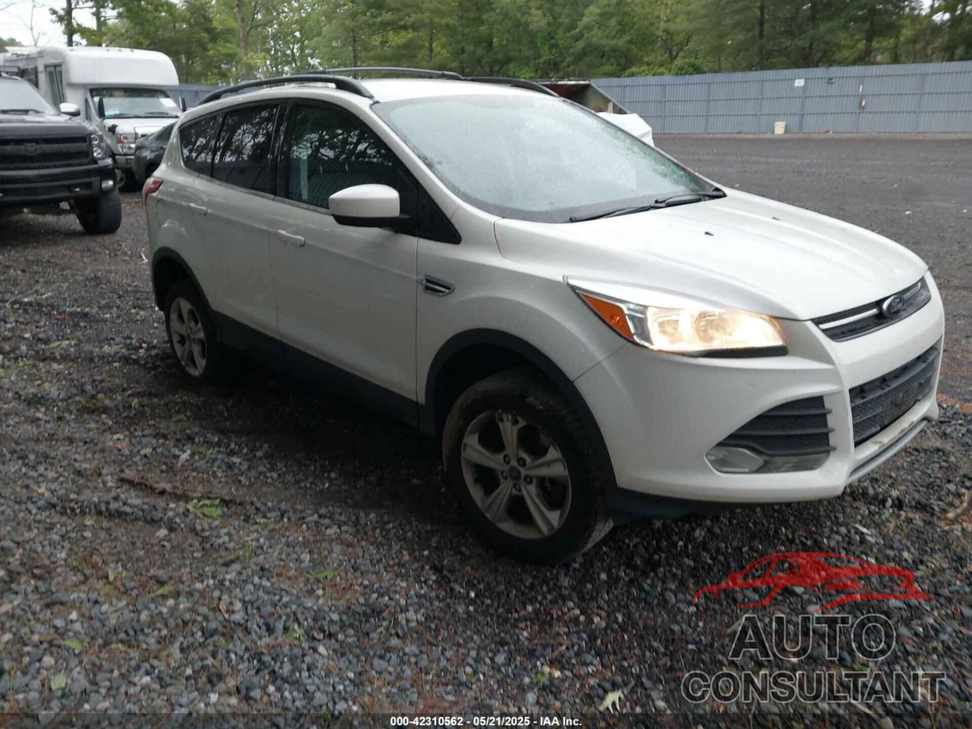 FORD ESCAPE 2014 - 1FMCU9G93EUA18370