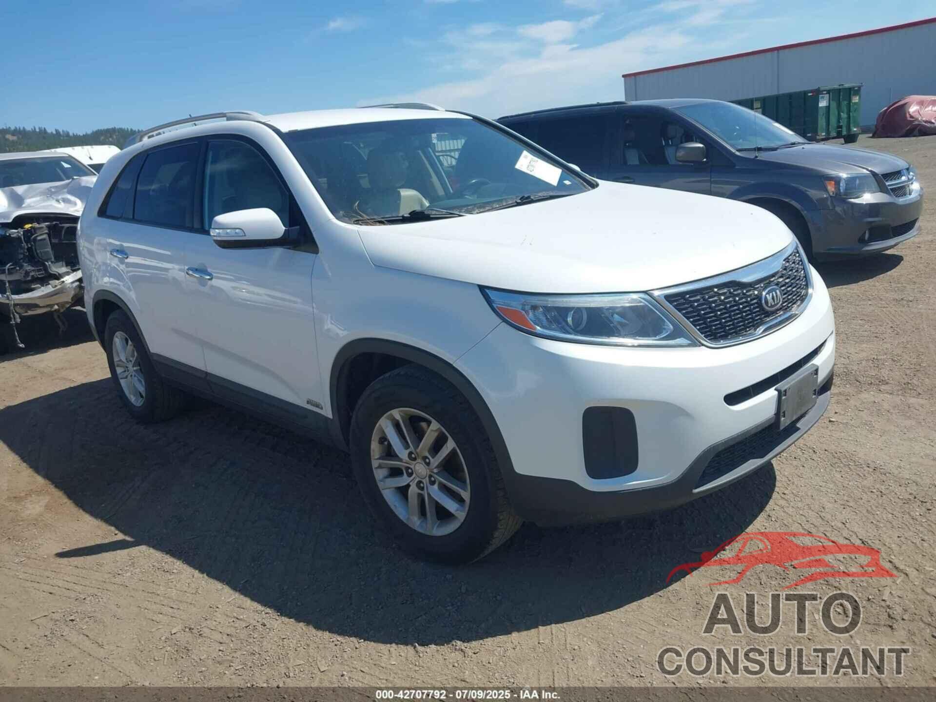 KIA SORENTO 2015 - 5XYKTDA79FG605592