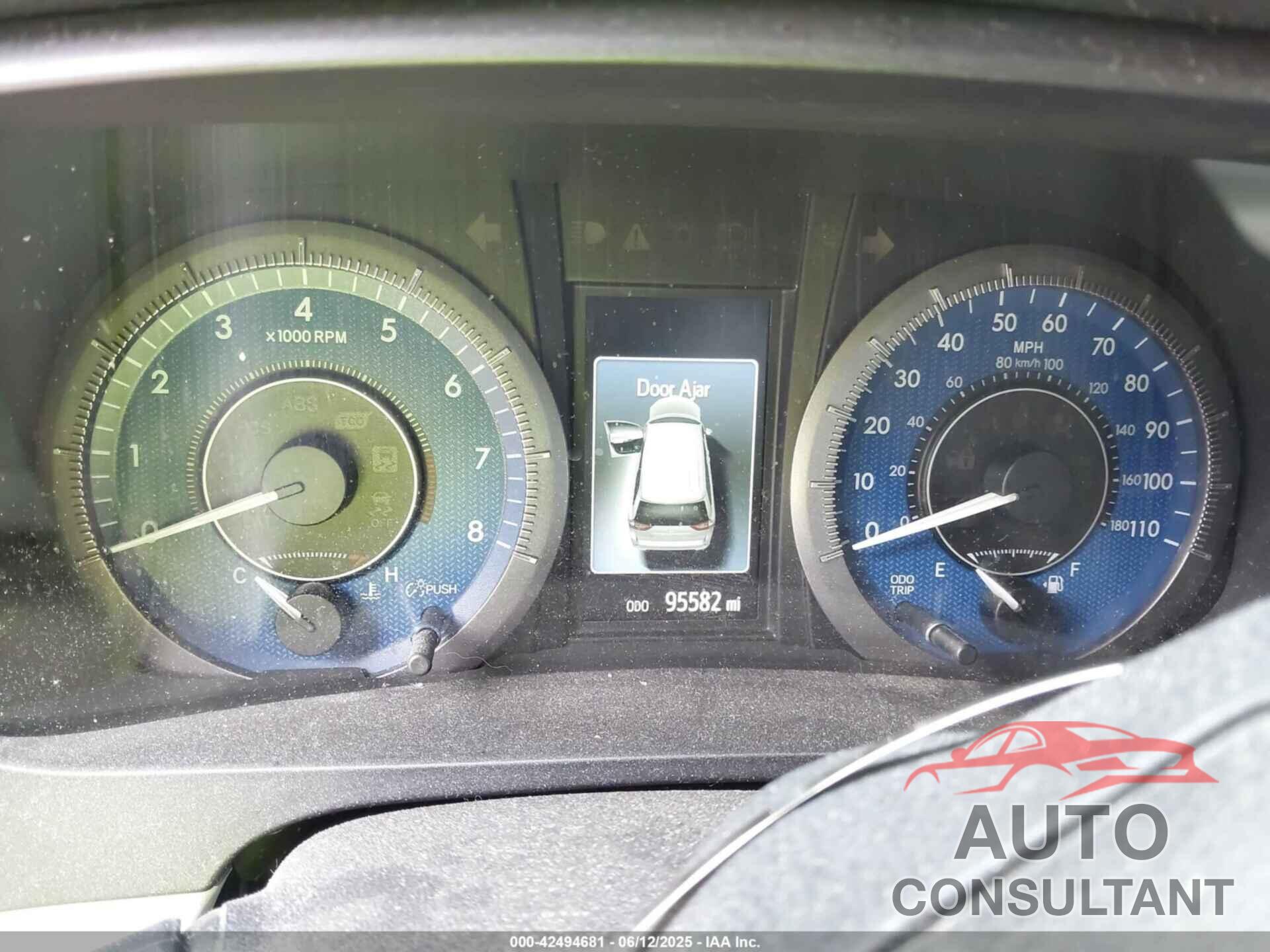 TOYOTA SIENNA 2019 - 5TDYZ3DC6KS996645
