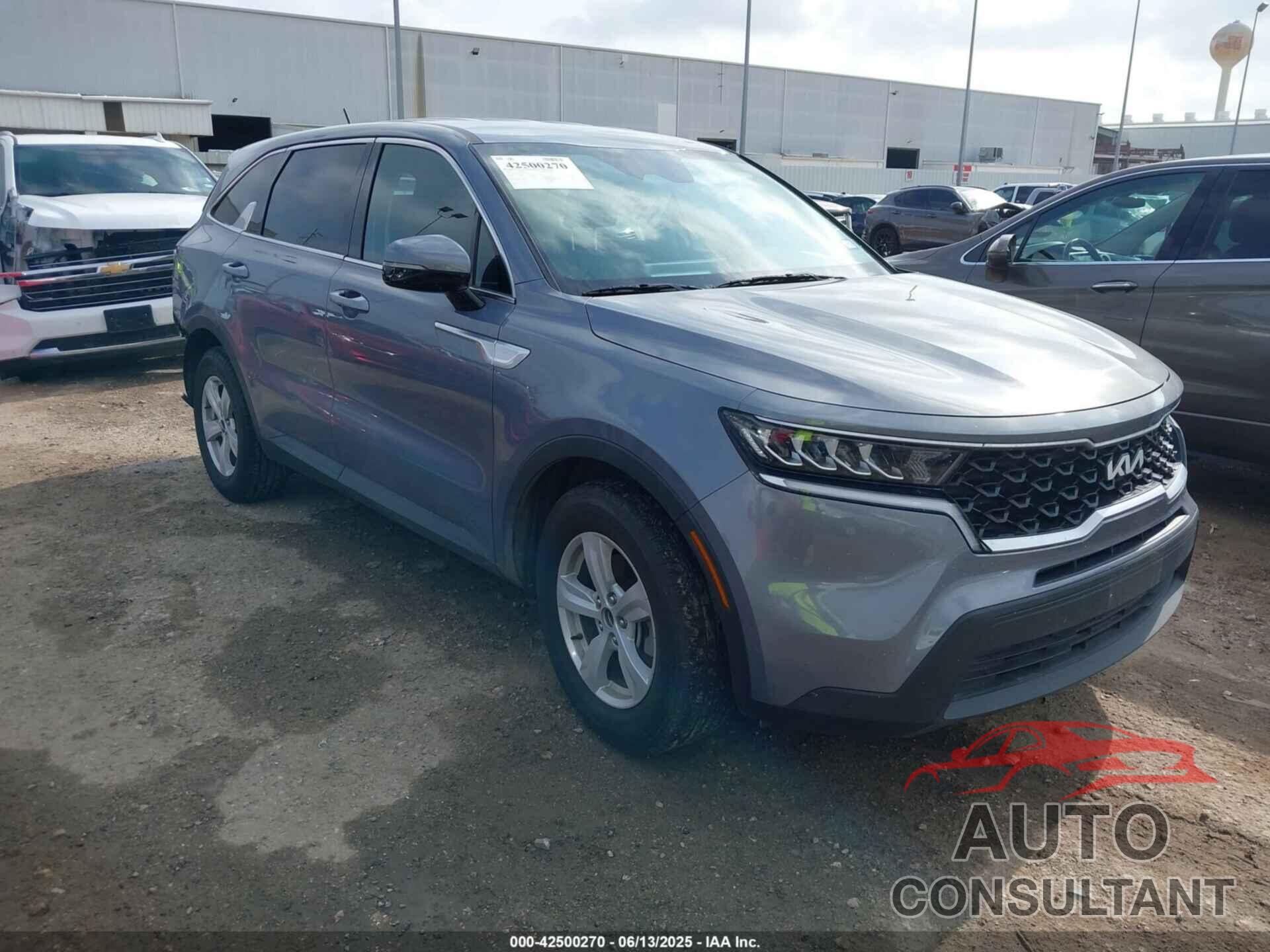 KIA SORENTO 2023 - 5XYRG4LC3PG200519