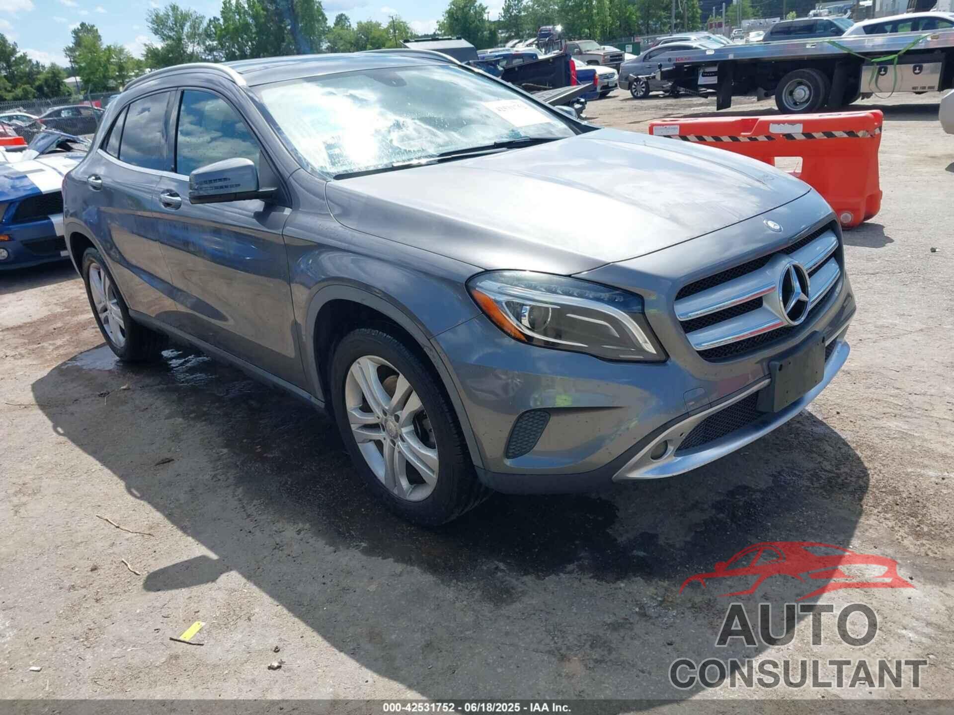 MERCEDES-BENZ GLA 250 2015 - WDCTG4EB2FJ175454