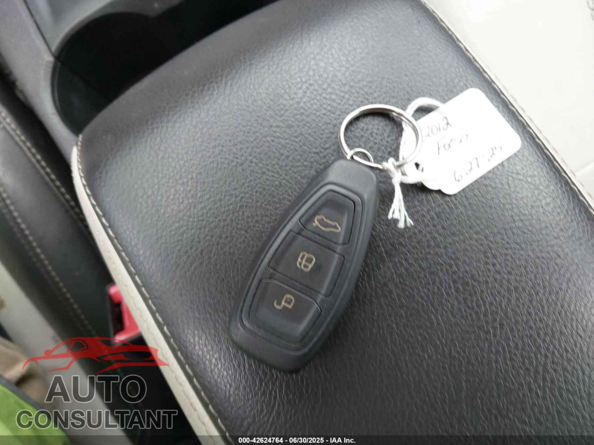 FORD FOCUS 2012 - 1FAHP3N24CL283473