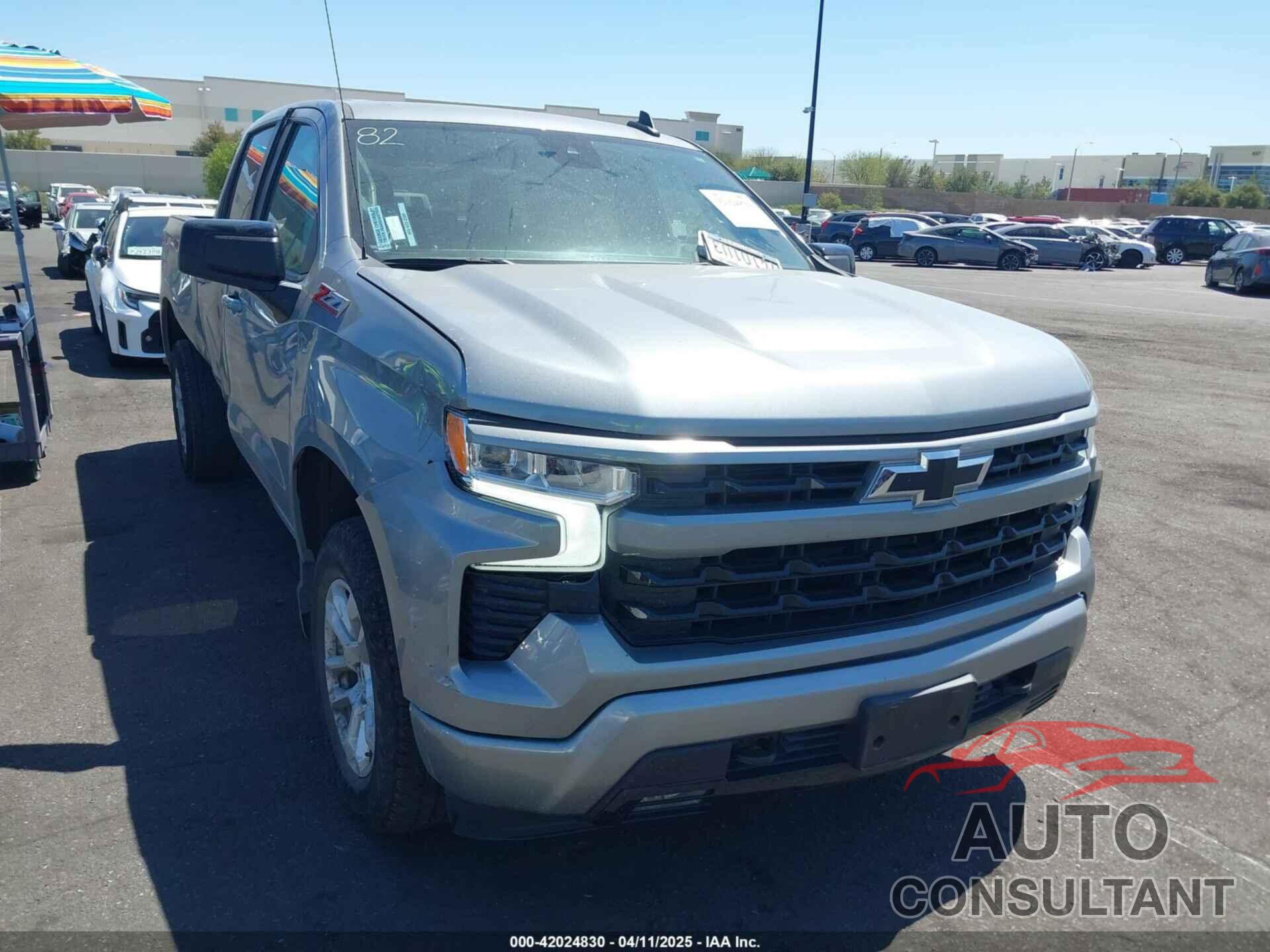 CHEVROLET SILVERADO 1500 2023 - 2GCUDEED8P1136793