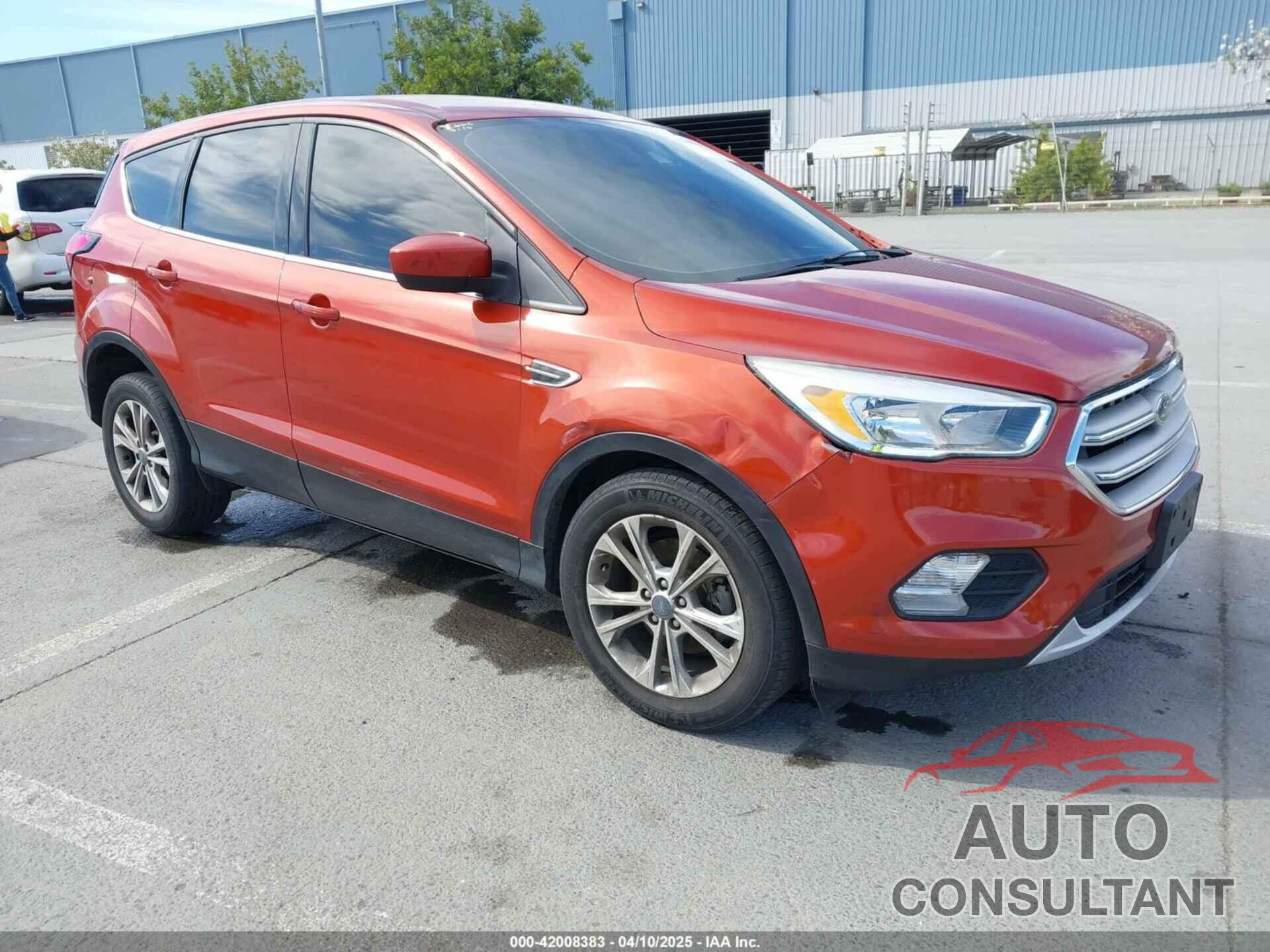 FORD ESCAPE 2019 - 1FMCU0GD9KUB82007