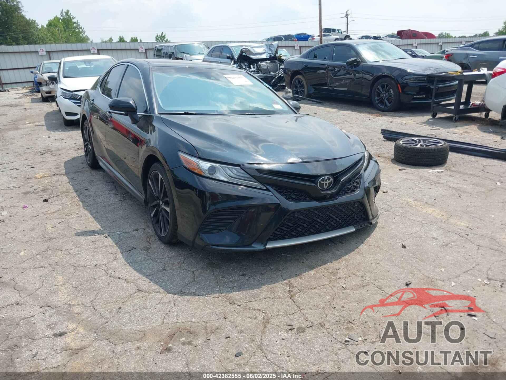 TOYOTA CAMRY 2018 - 4T1B61HKXJU520490