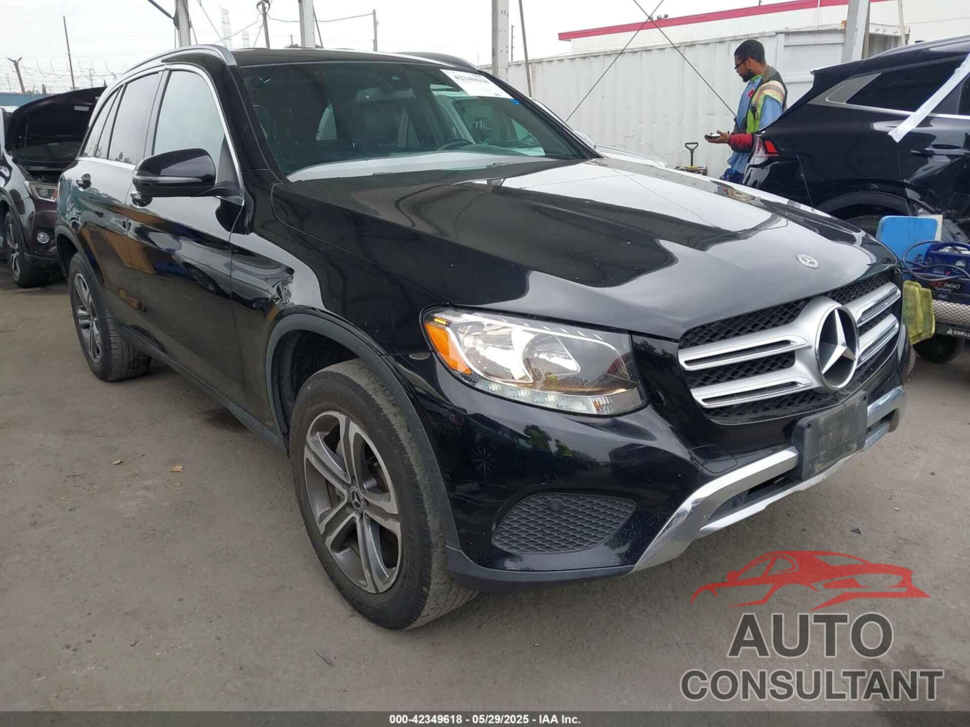 MERCEDES-BENZ GLC 300 2019 - WDC0G4JB6KV133221