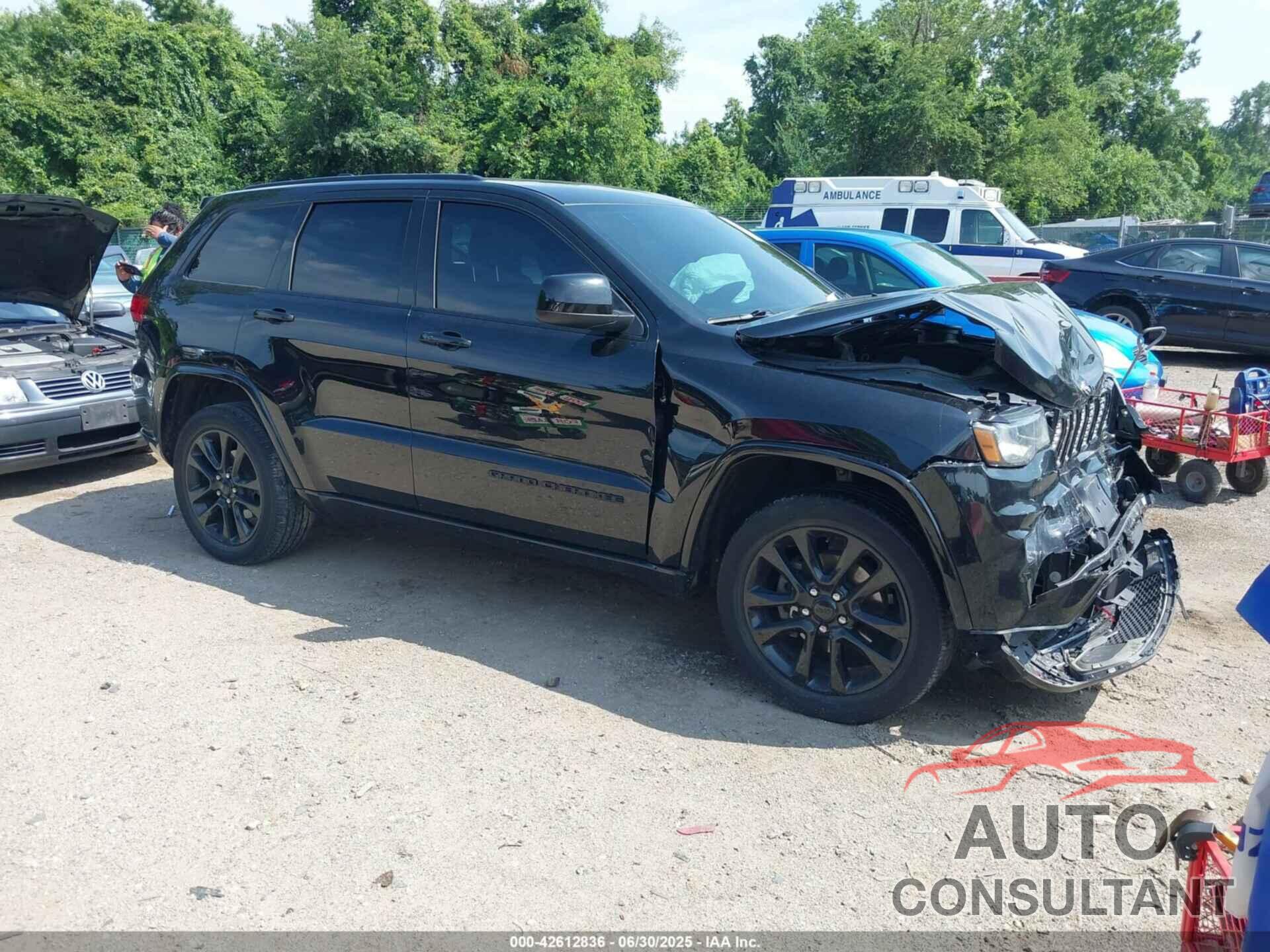 JEEP GRAND CHEROKEE 2018 - 1C4RJFAG2JC350975