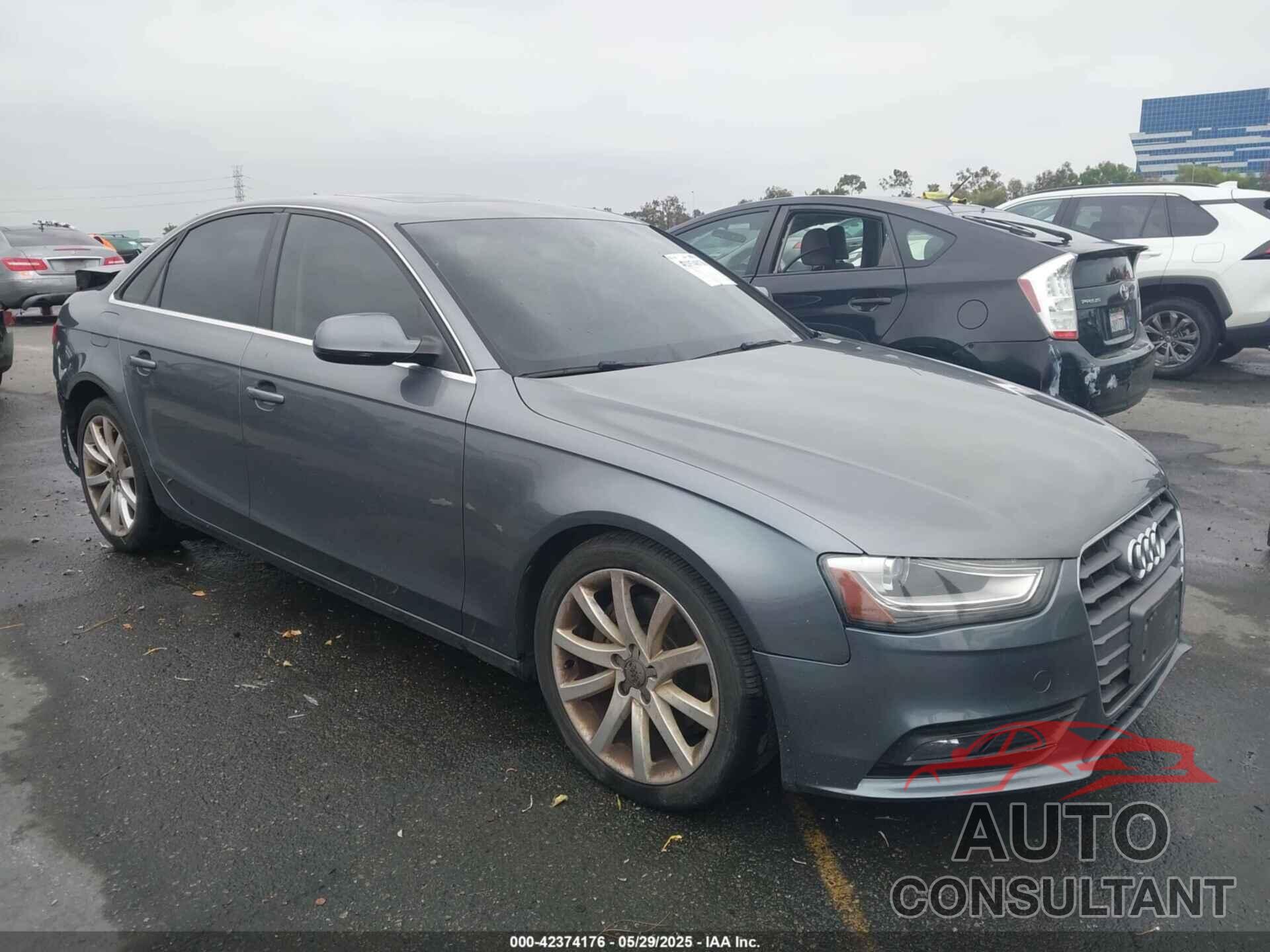 AUDI A4 2013 - WAUEFAFL0DA195252