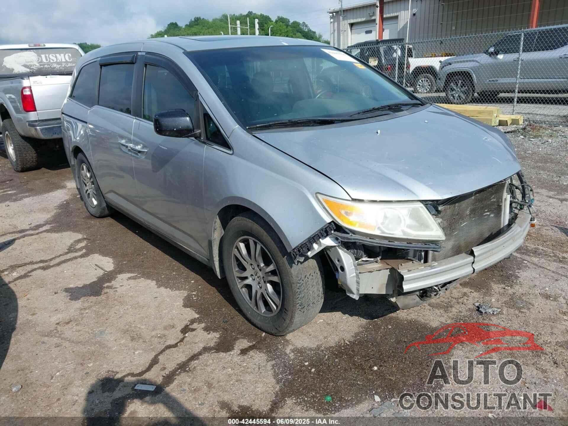 HONDA ODYSSEY 2011 - 5FNRL5H64BB013567