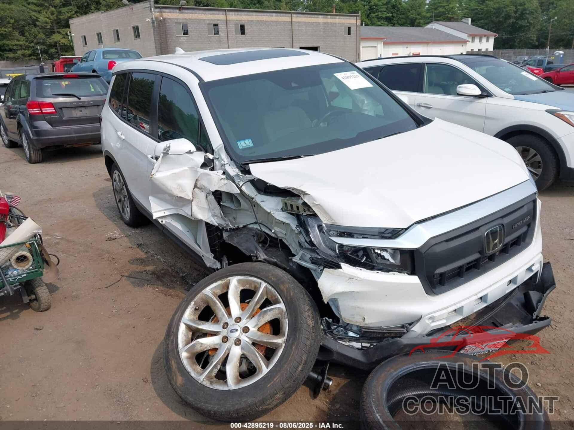 HONDA PASSPORT 2025 - 5FNYF8H52SB018813