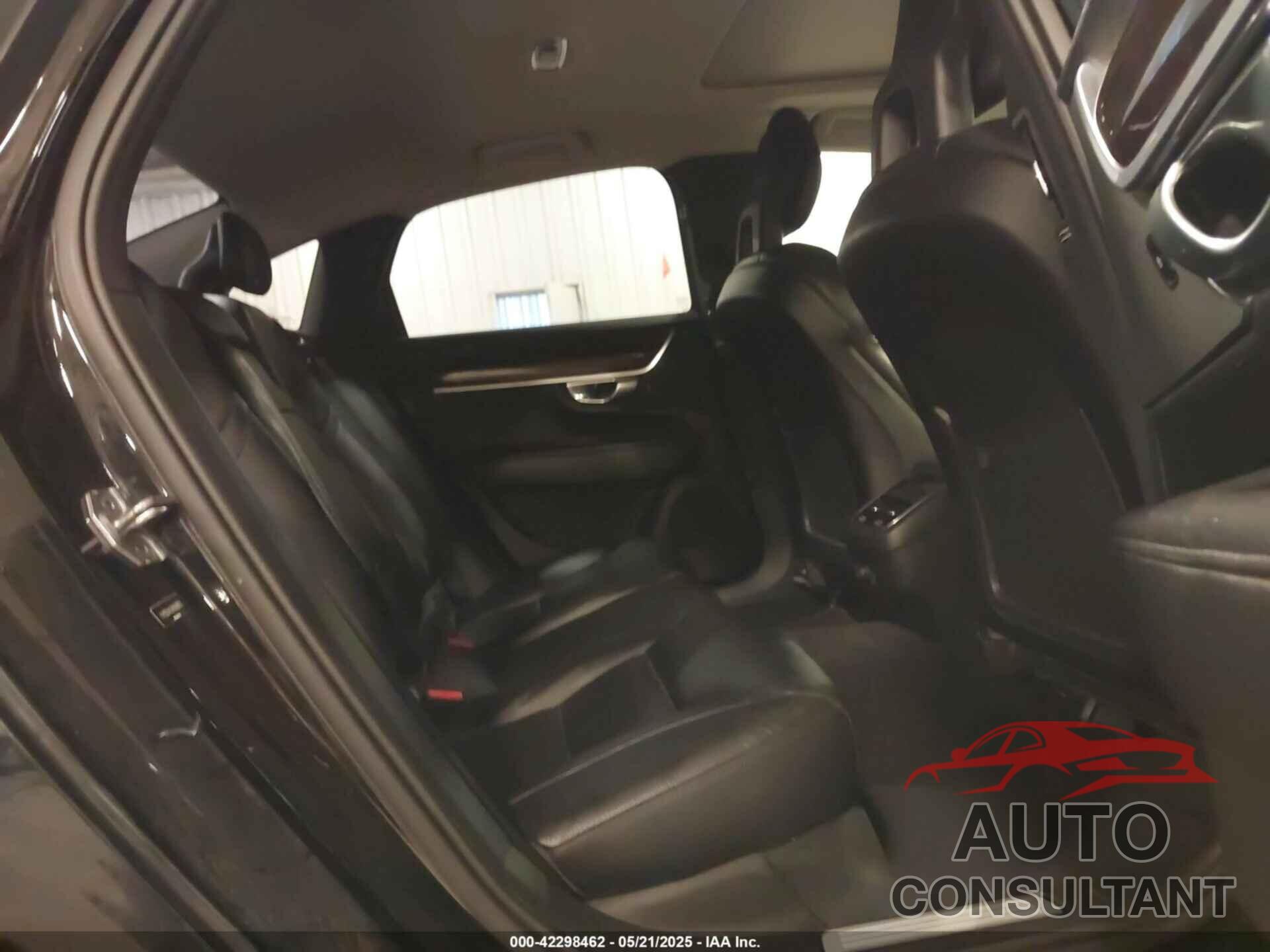 VOLVO S90 2017 - YV1102AK2H1008973