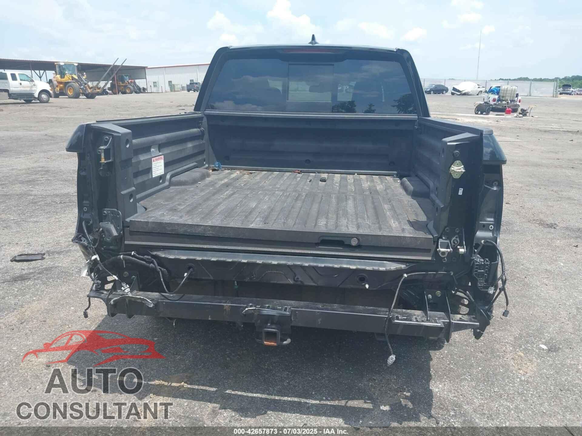HONDA RIDGELINE 2017 - 5FPYK3F87HB014669