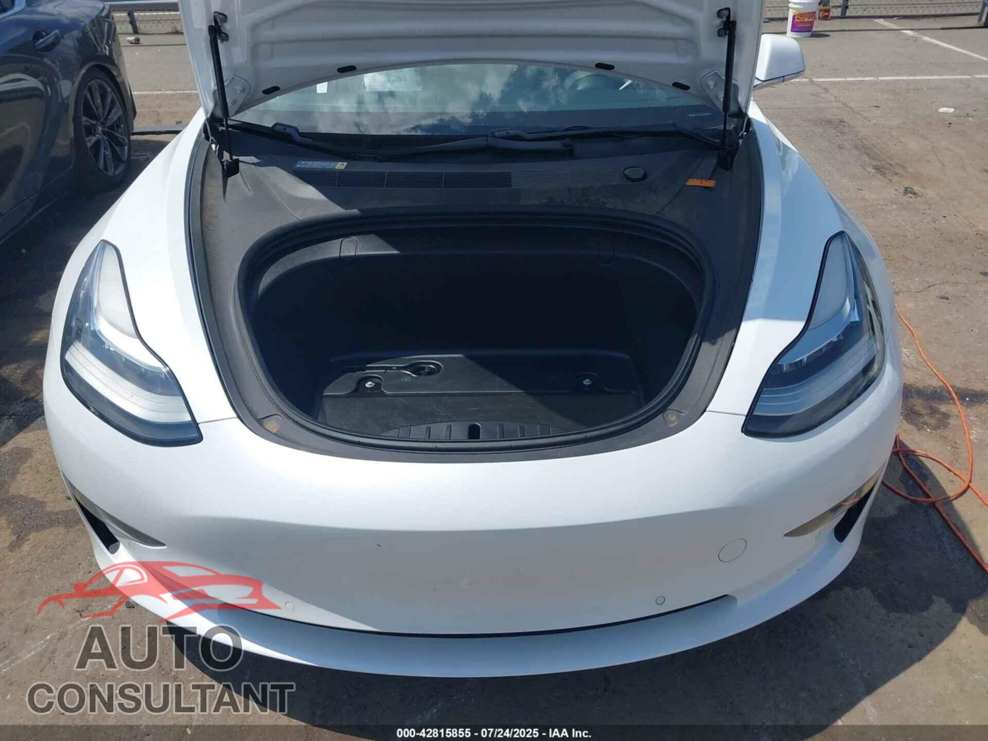 TESLA MODEL 3 2018 - 5YJ3E1EA2JF046275