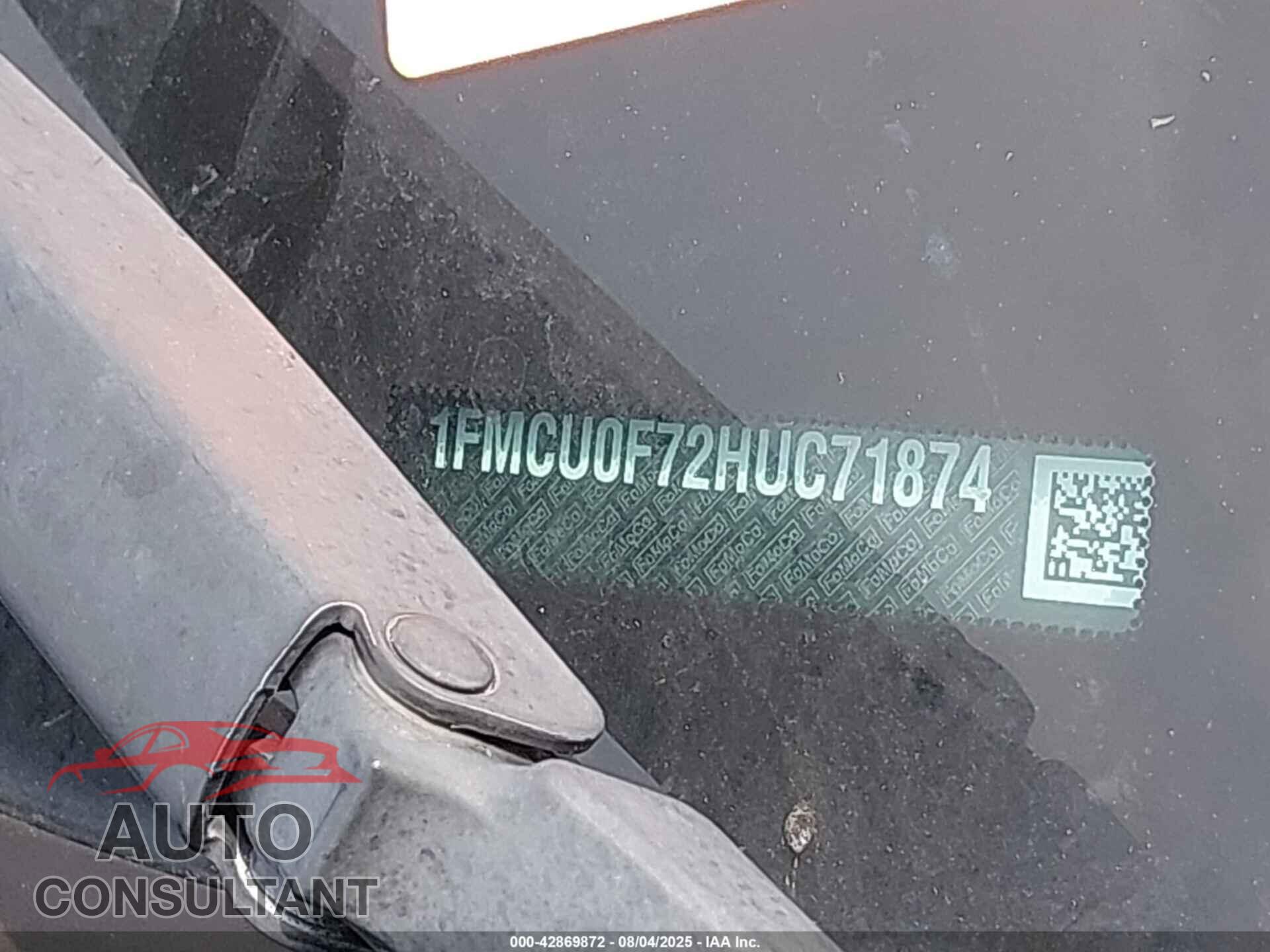 FORD ESCAPE 2017 - 1FMCU0F72HUC71874