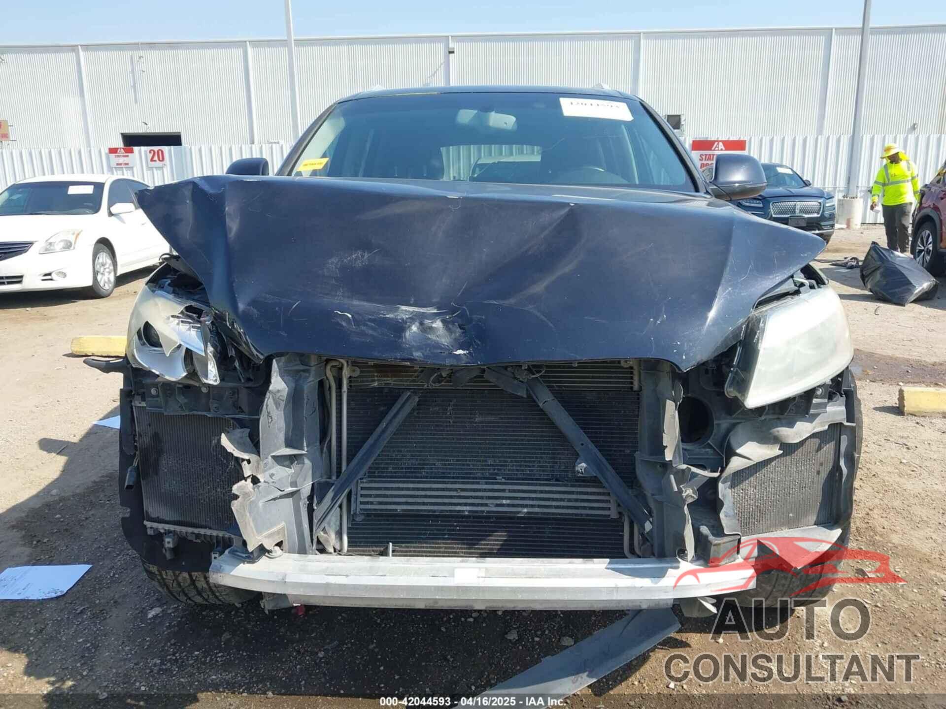 AUDI Q7 2012 - WA1LGAFE6CD003820