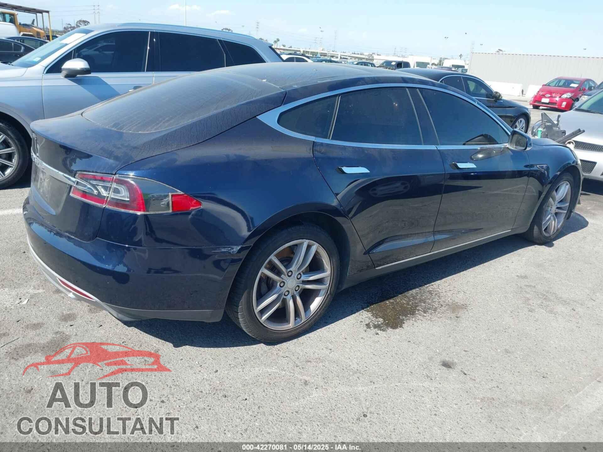 TESLA MODEL S 2013 - 5YJSA1CNXDFP06063