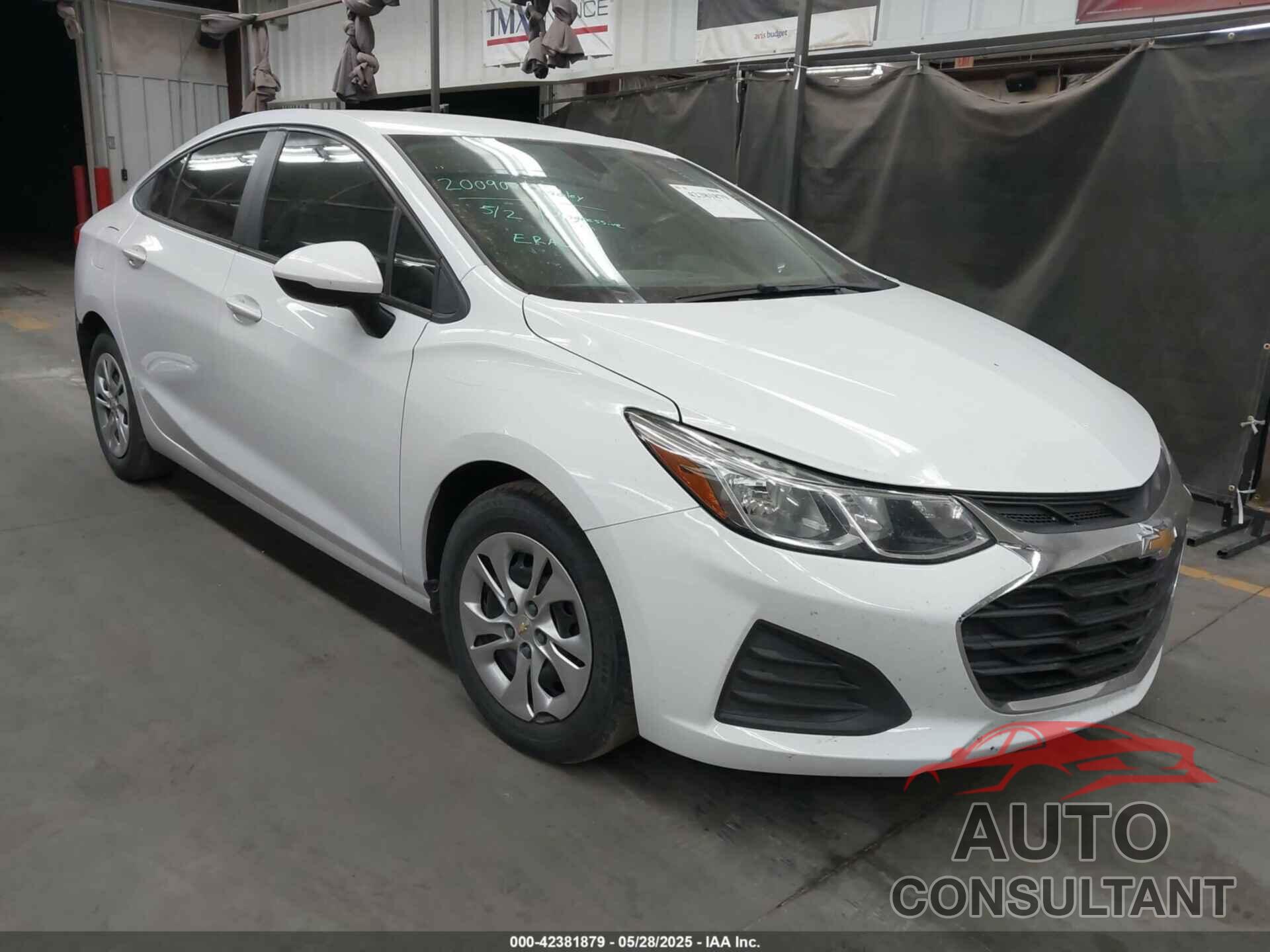 CHEVROLET CRUZE 2019 - 1G1BJ5SM9K7102807