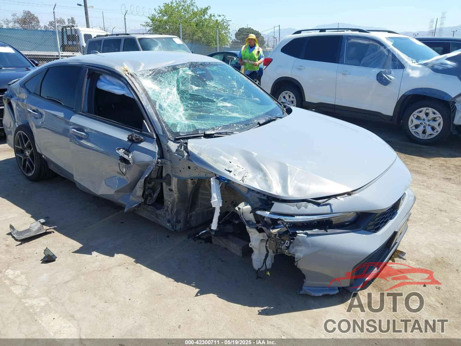 HONDA CIVIC 2025 - 2HGFE2F53SH534622