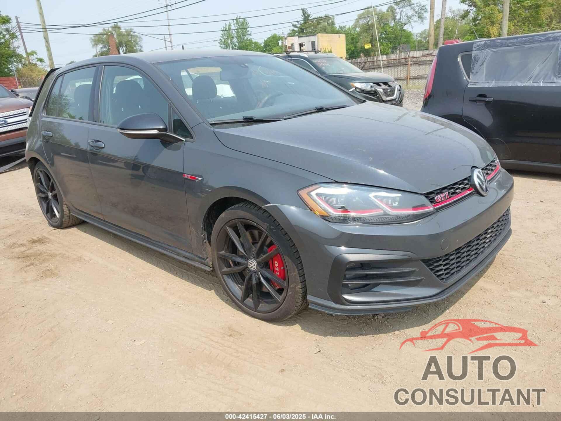VOLKSWAGEN GOLF GTI 2019 - 3VW6T7AU0KM004557