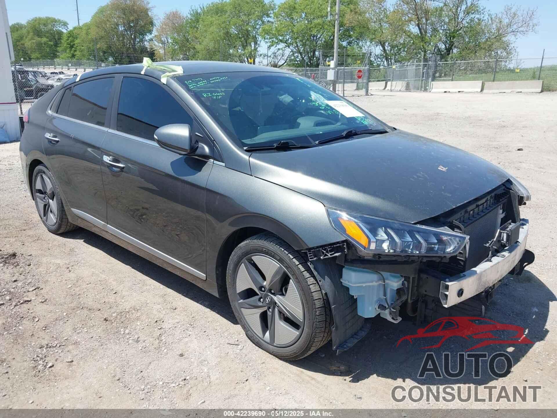 HYUNDAI IONIQ HYBRID 2022 - KMHC05LC5NU270689