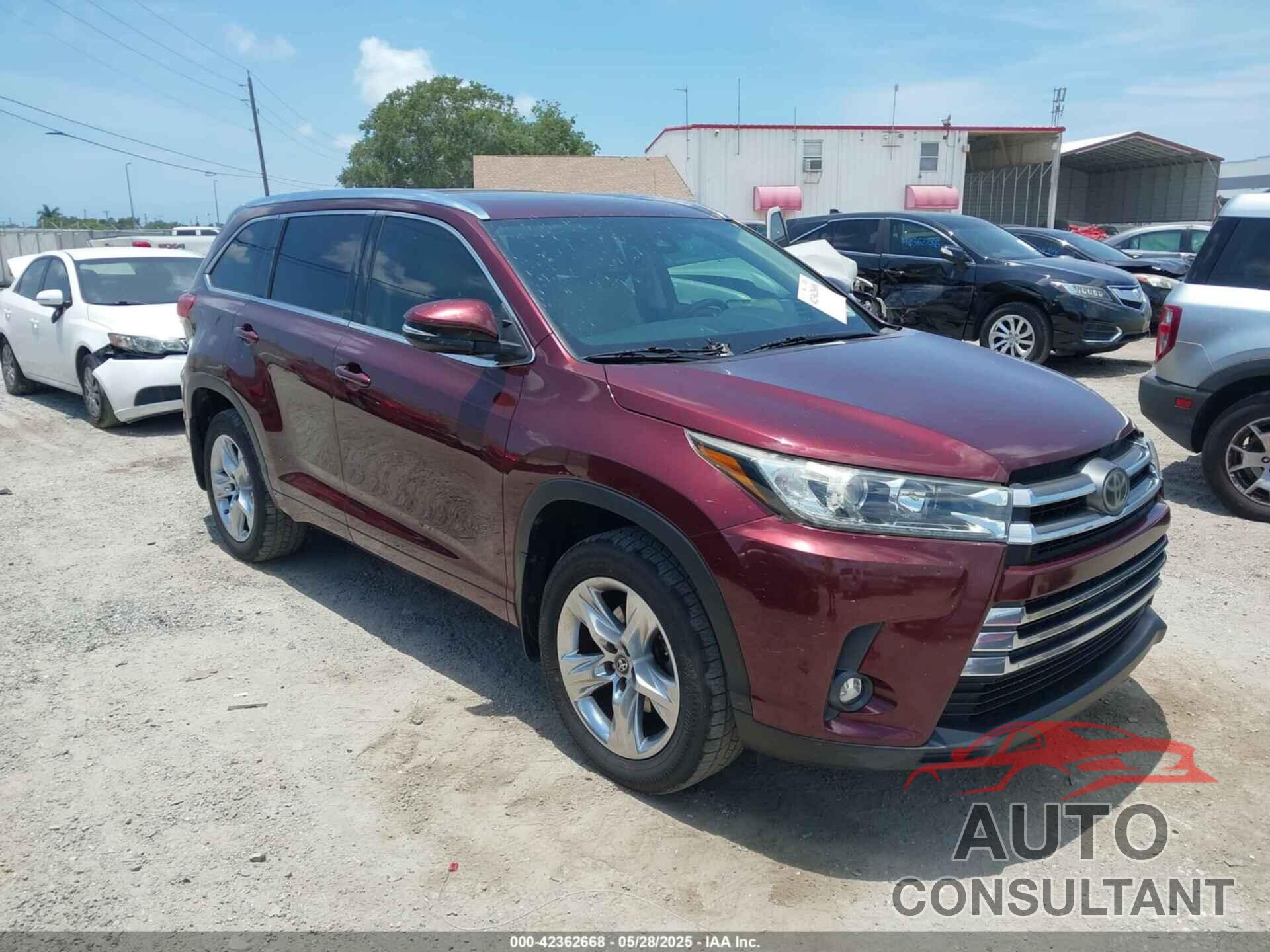 TOYOTA HIGHLANDER 2019 - 5TDDZRFH0KS972092