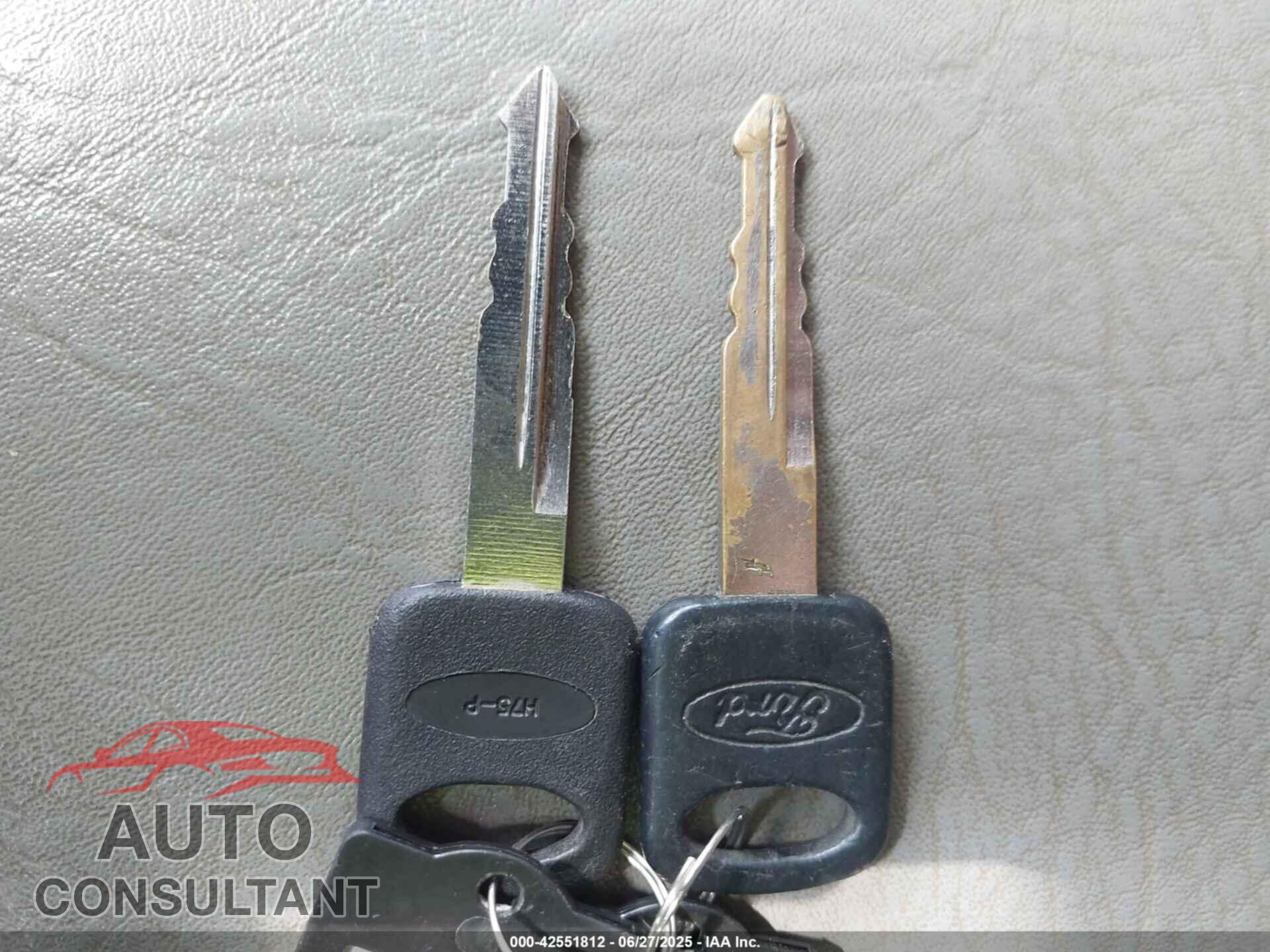FORD E-350 CUTAWAY 2011 - 1FDWE3FL0BDB05160