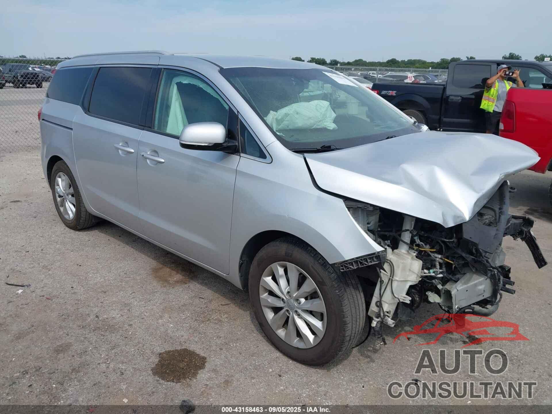 KIA SEDONA 2017 - KNDMC5C11H6292535