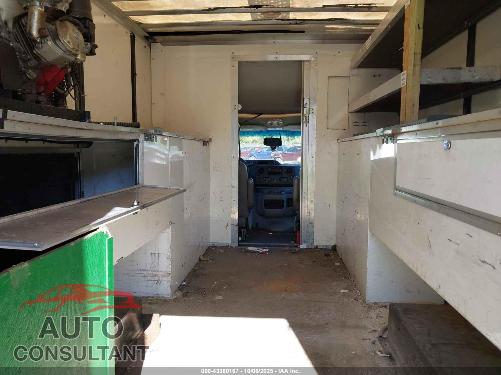 FORD E-350 CUTAWAY 2017 - 1FDWE3F64HDC66923