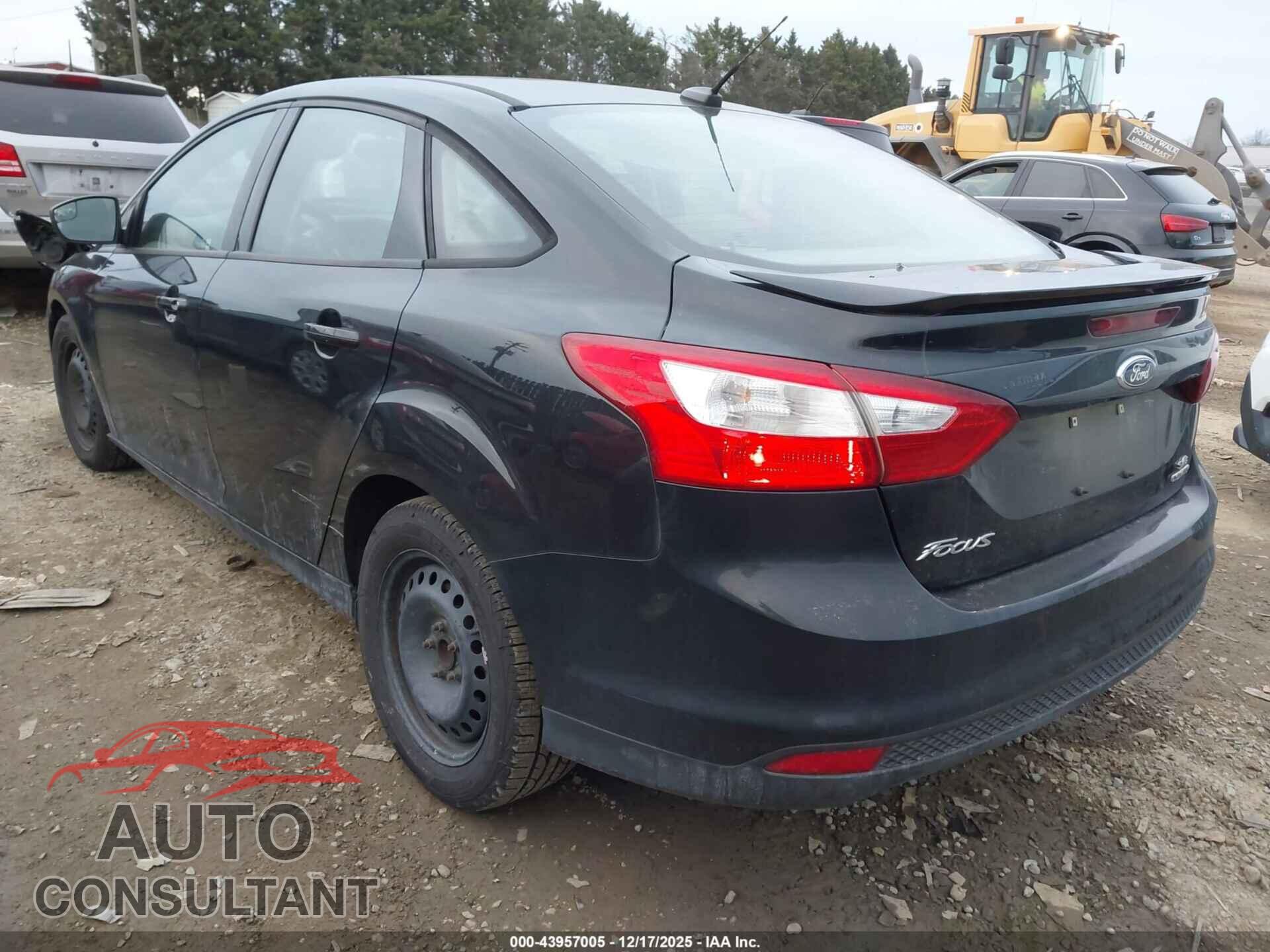 FORD FOCUS 2012 - 1FAHP3F22CL389872