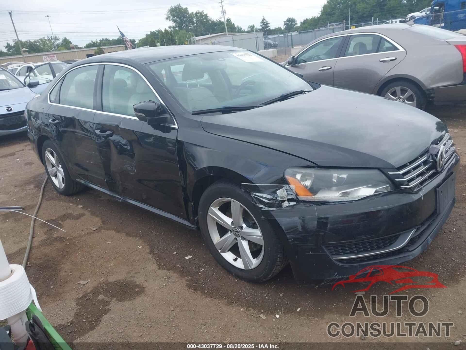 VOLKSWAGEN PASSAT 2013 - 1VWBH7A37DC130944