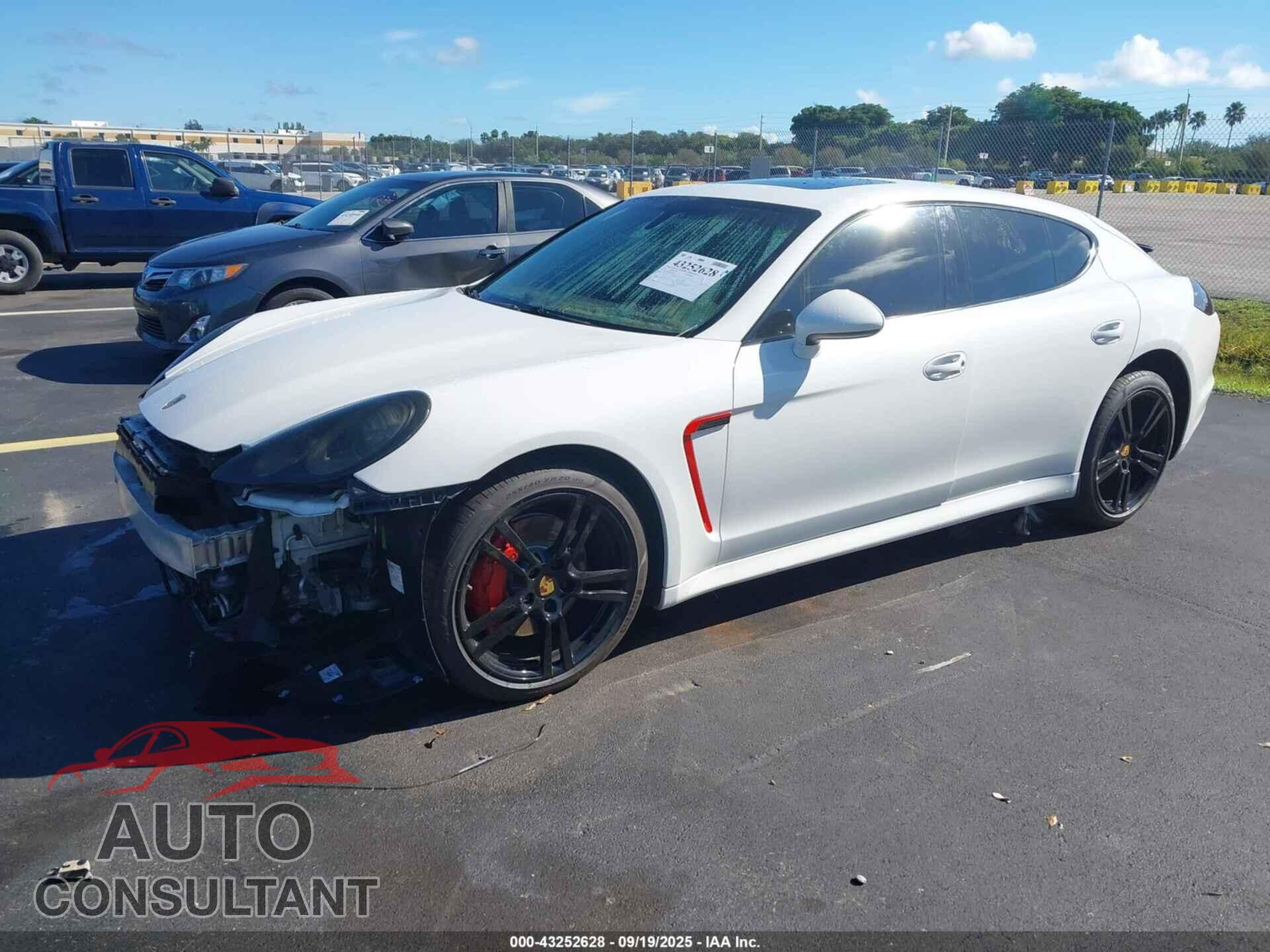 PORSCHE PANAMERA 2011 - WP0AB2A74BL061682
