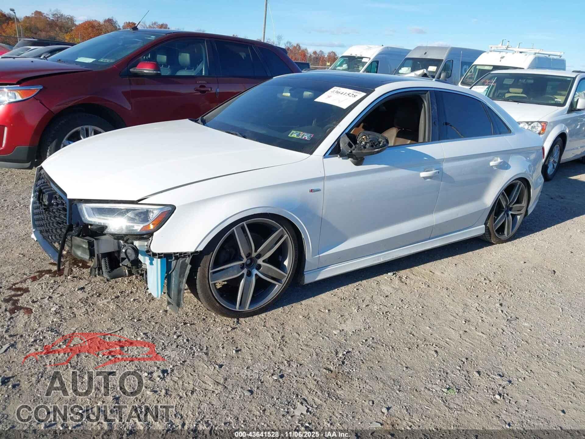 AUDI A3 2018 - WAUGUGFF6J1047811