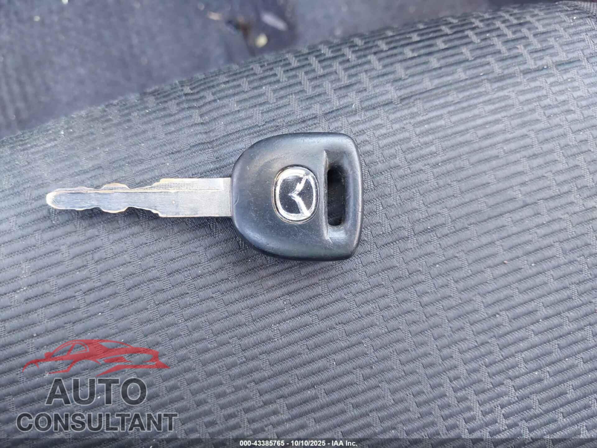 MAZDA MAZDA3 2010 - JM1BL1SF7A1237152