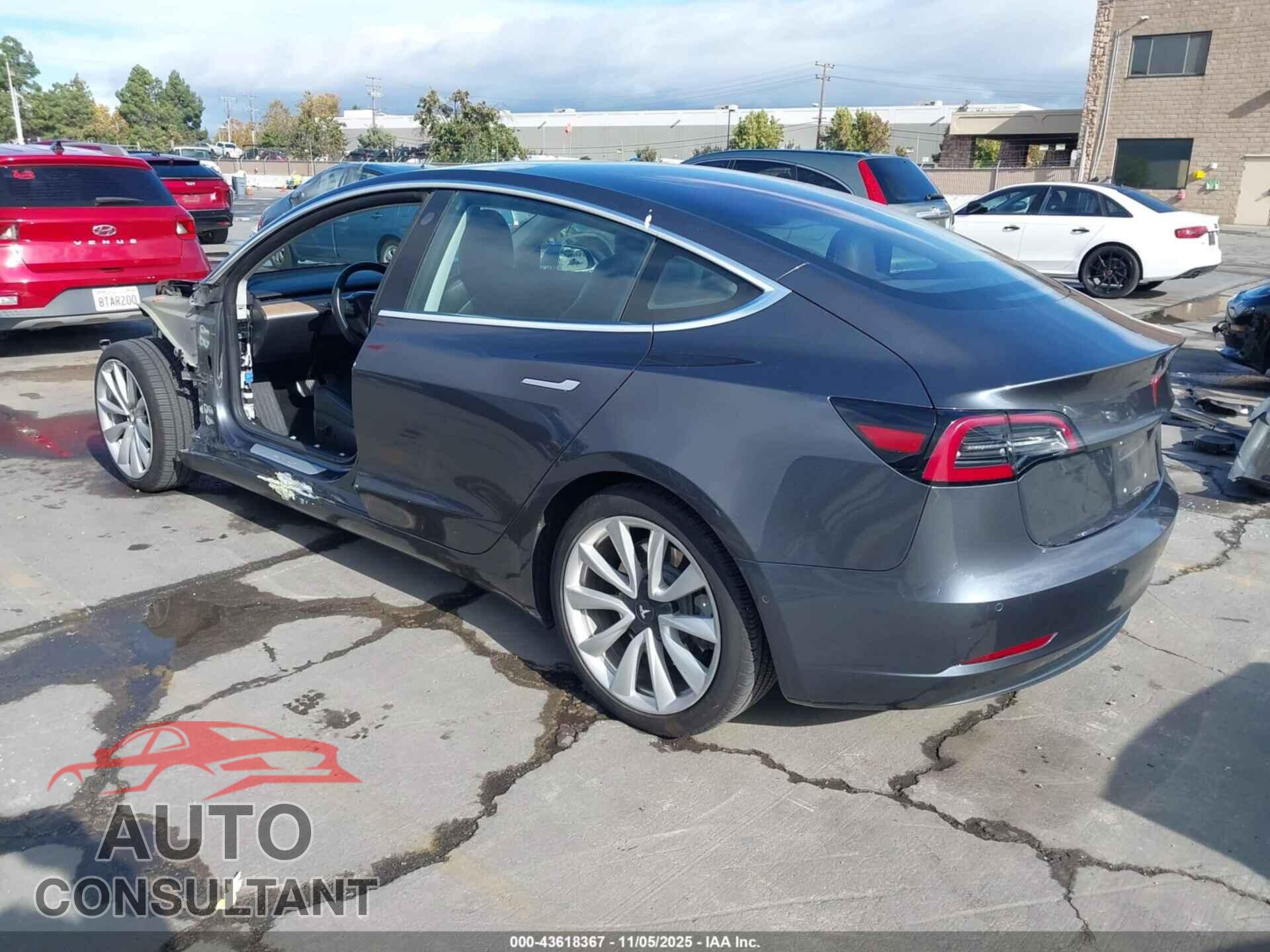 TESLA MODEL 3 2018 - 5YJ3E1EA2JF023742