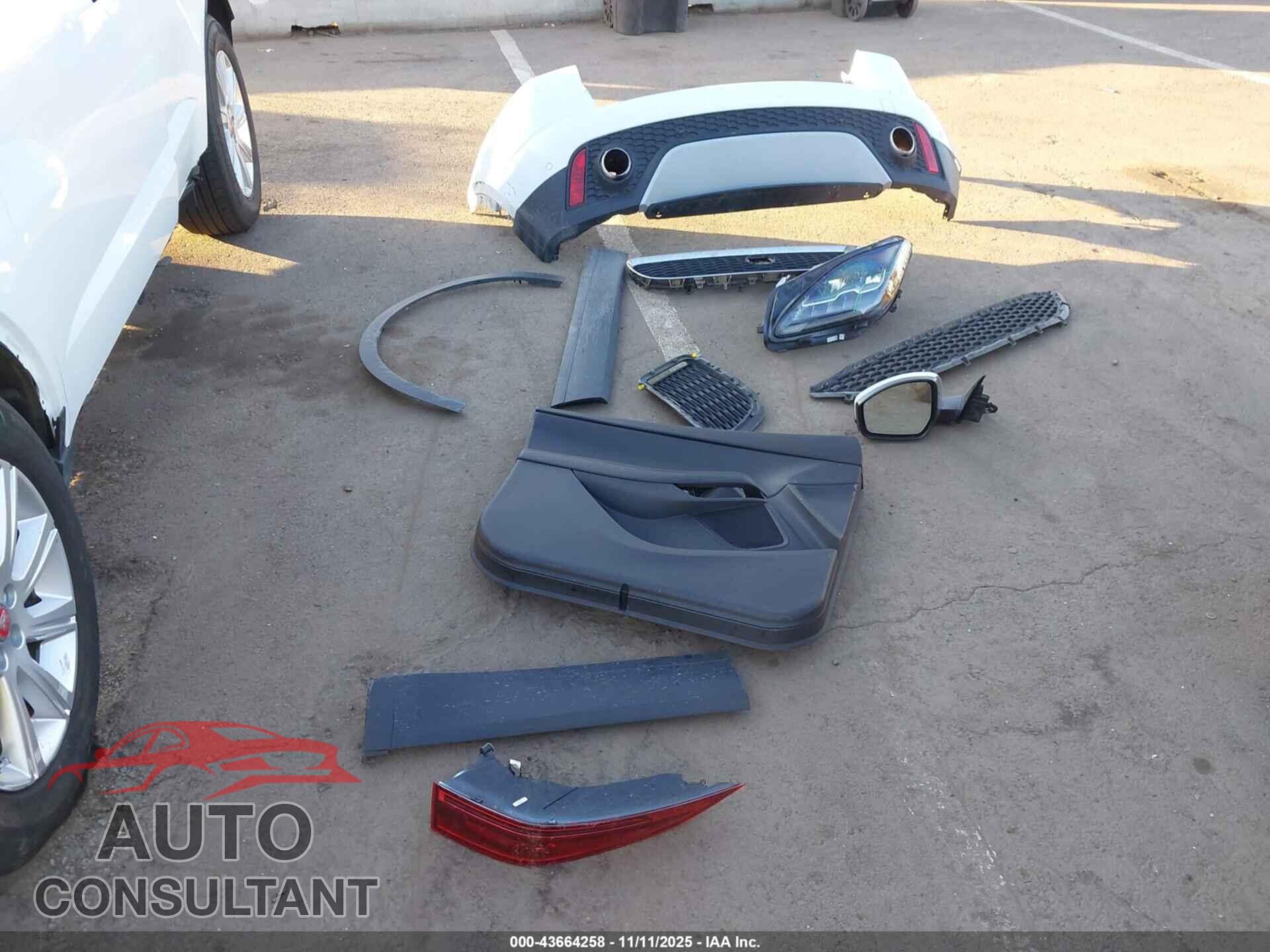 JAGUAR E-PACE 2020 - SADFK2FX7L1013206