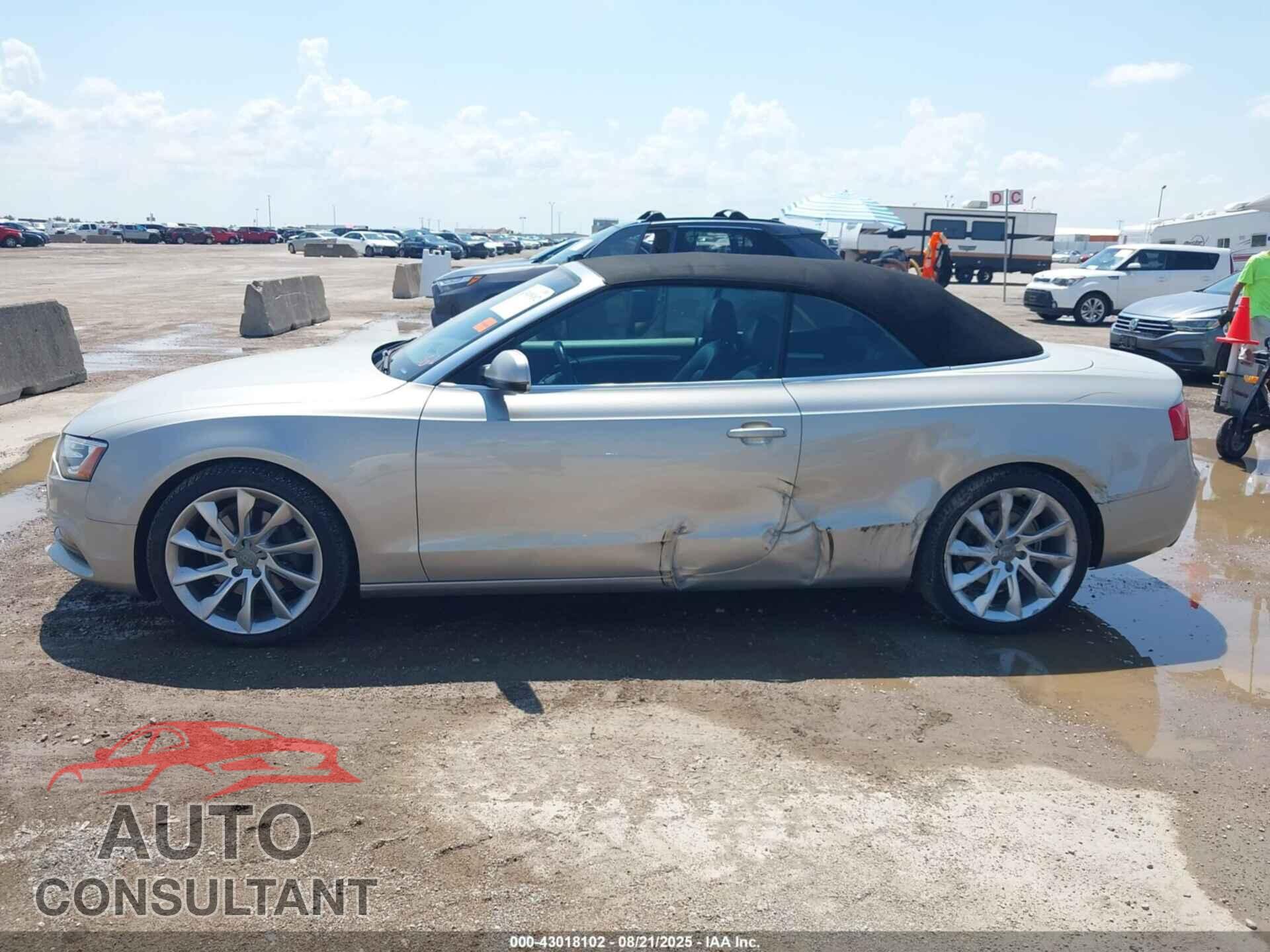 AUDI A5 2013 - WAULFAFH4DN003343