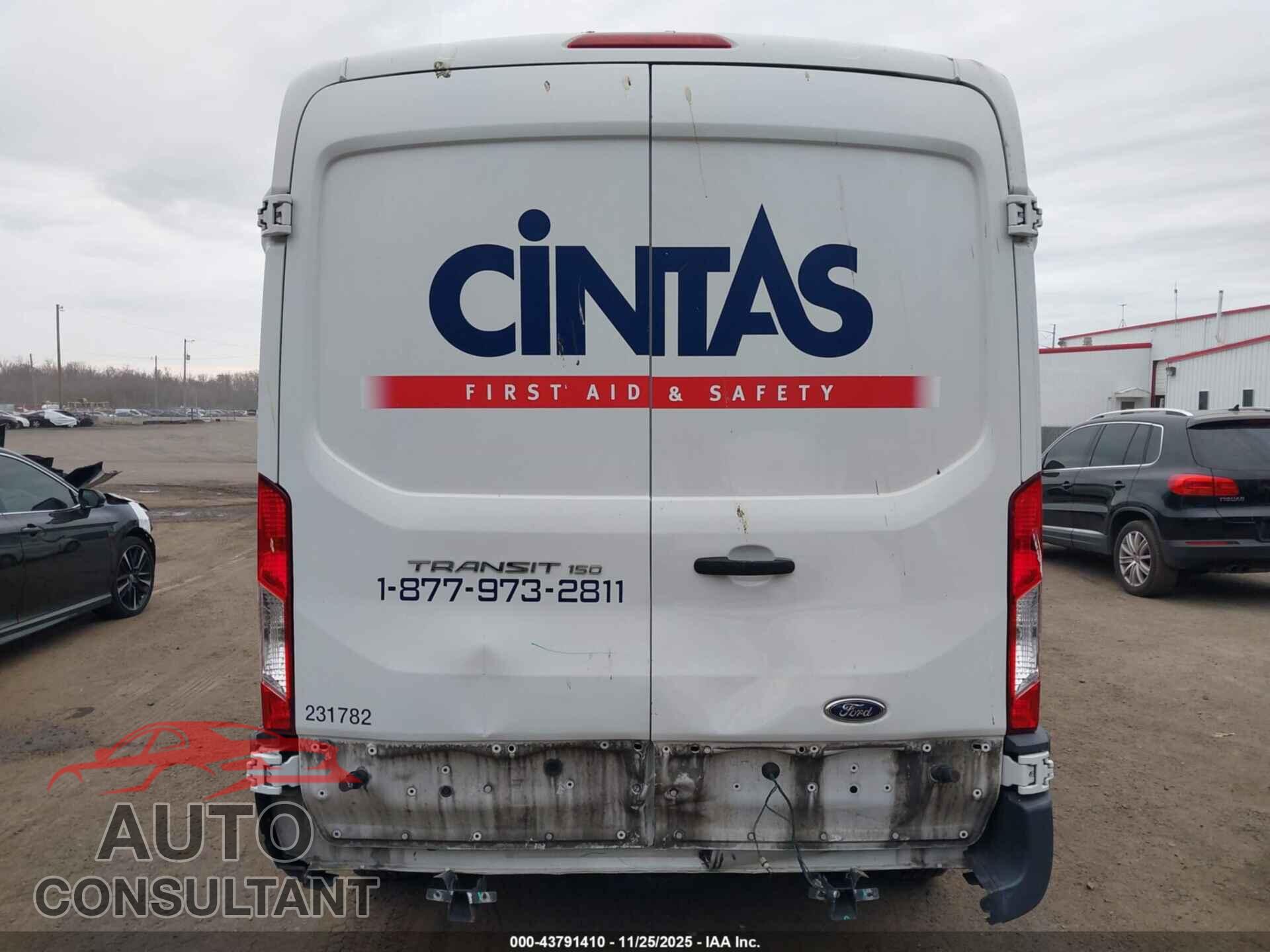 FORD TRANSIT-150 2017 - 1FTYE2CM2HKB18596
