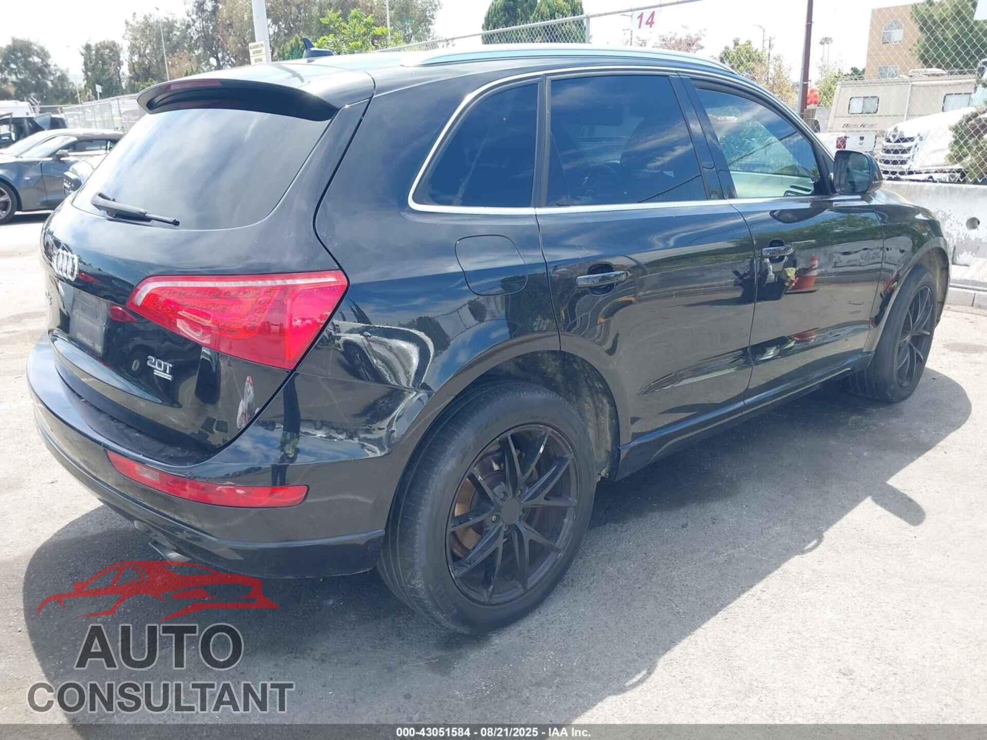 AUDI Q5 2012 - WA1LFAFP2CA097927