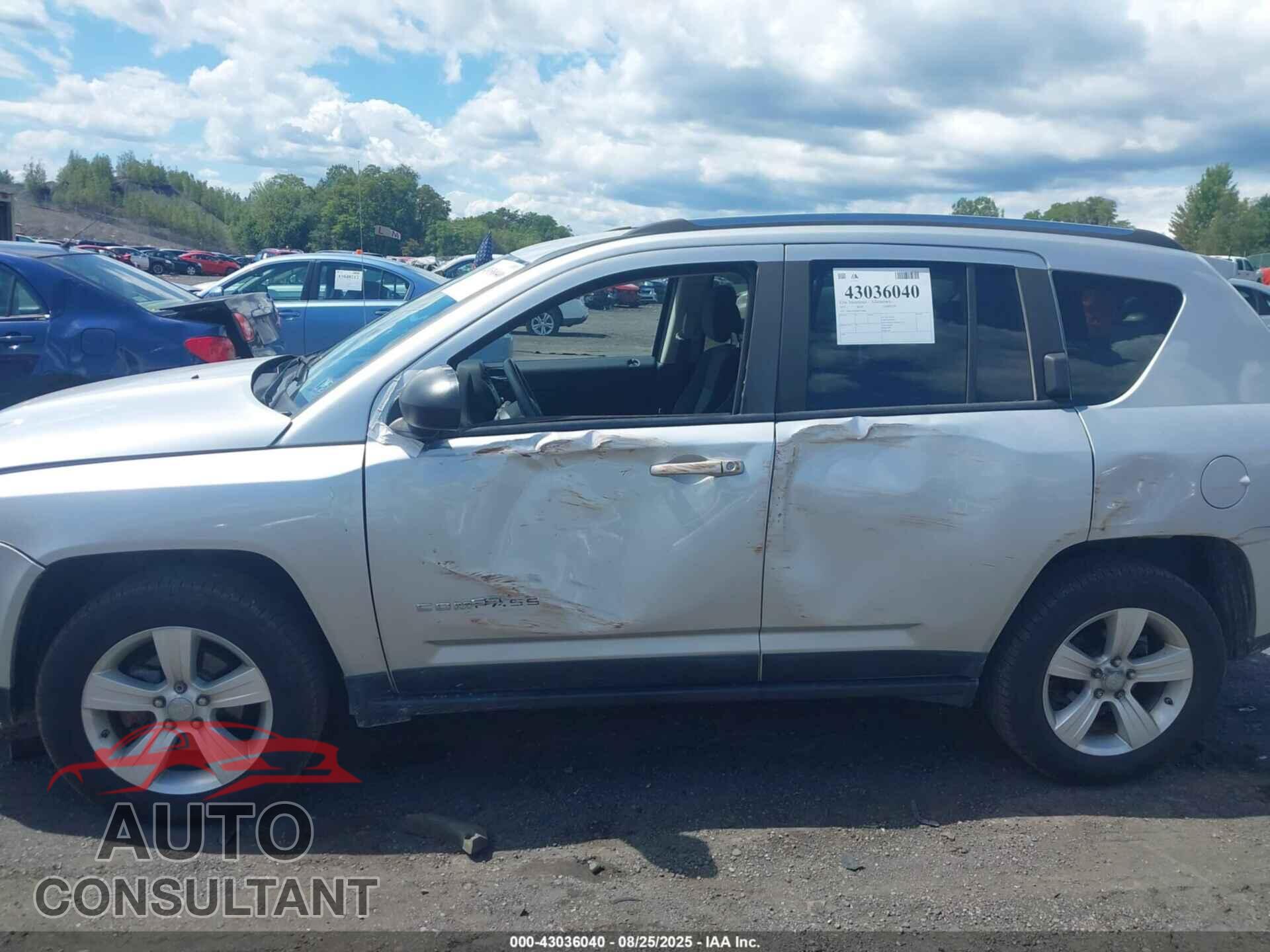 JEEP COMPASS 2011 - 1J4NF1FB5BD278448