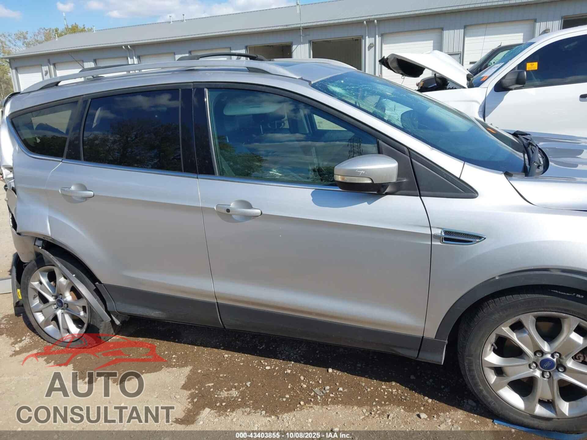 FORD ESCAPE 2014 - 1FMCU9J96EUE08114