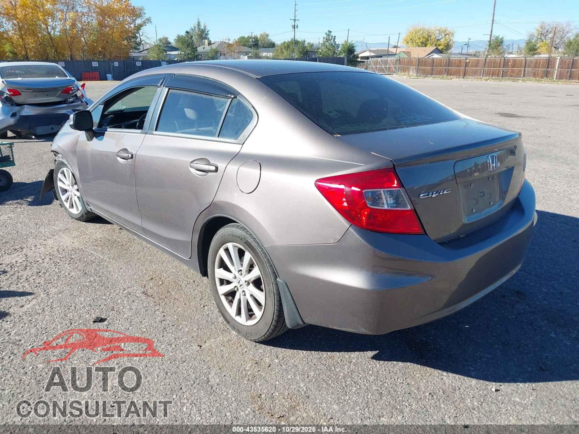 HONDA CIVIC 2012 - 2HGFB2F84CH521074