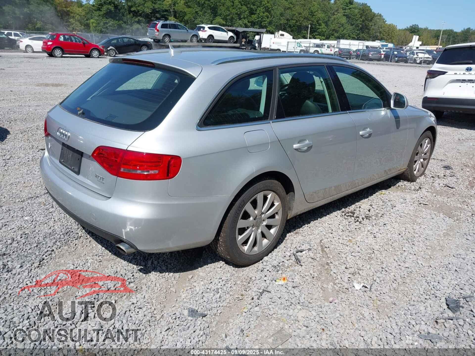AUDI A4 2009 - WAUGF78K29A098562