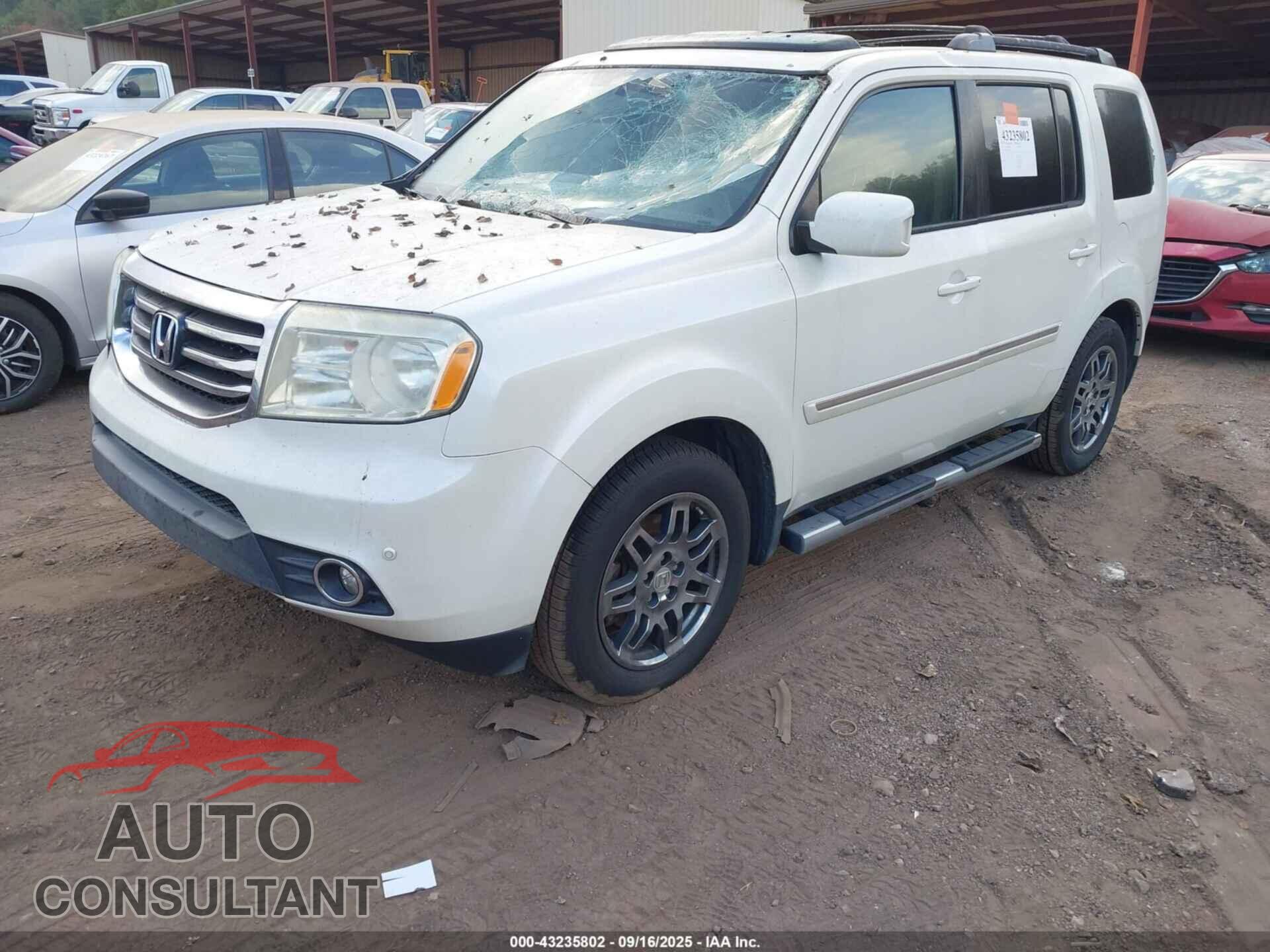 HONDA PILOT 2015 - 5FNYF3H92FB013641