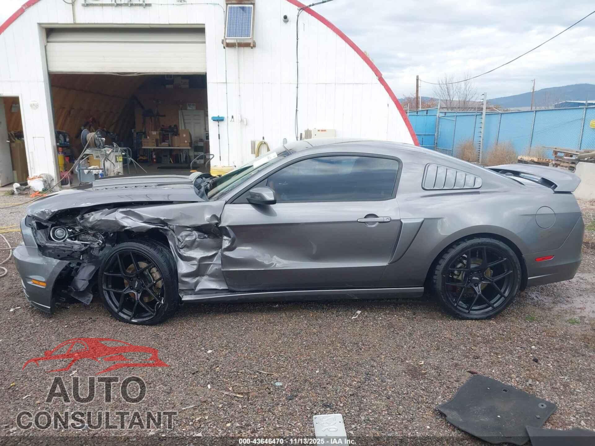FORD MUSTANG 2014 - 1ZVBP8CF4E5264199