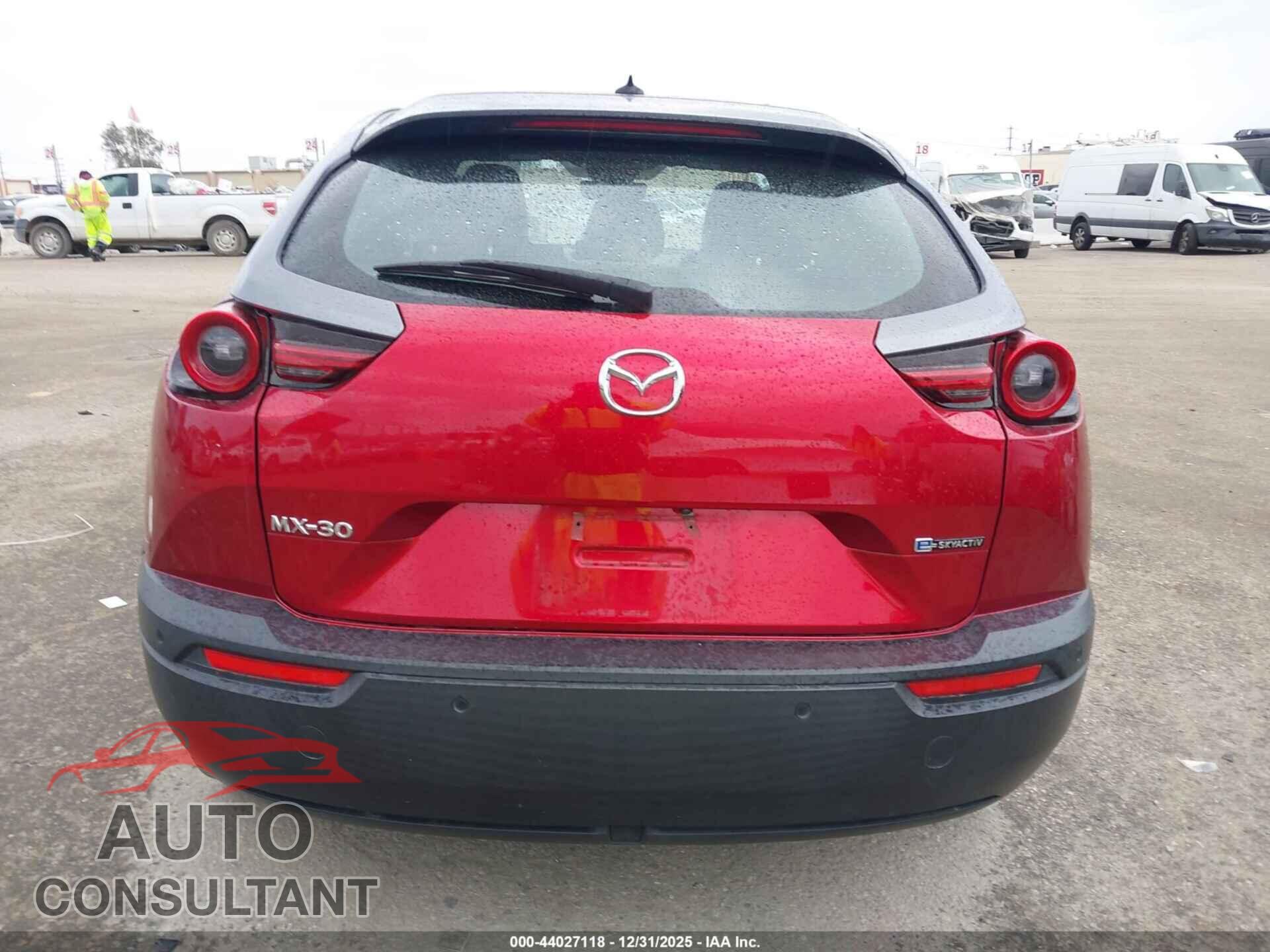 MAZDA MX-30 EV 2022 - JM1DRADBXN0100736